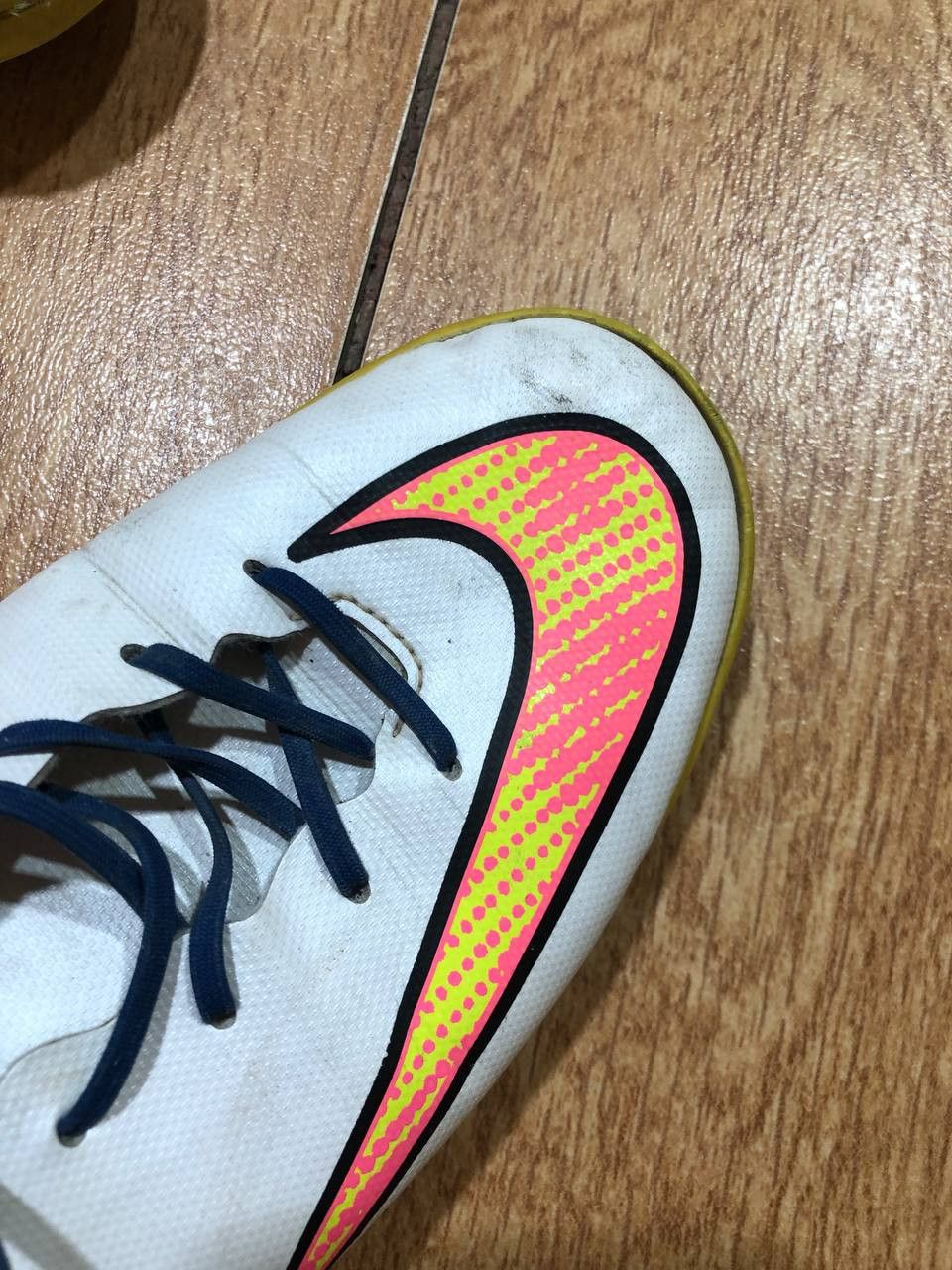 Nike Nike Football Nike Mercurial Victory White FOOTBALL SHOES Size US 8 / EU 41 - 9 Thumbnail