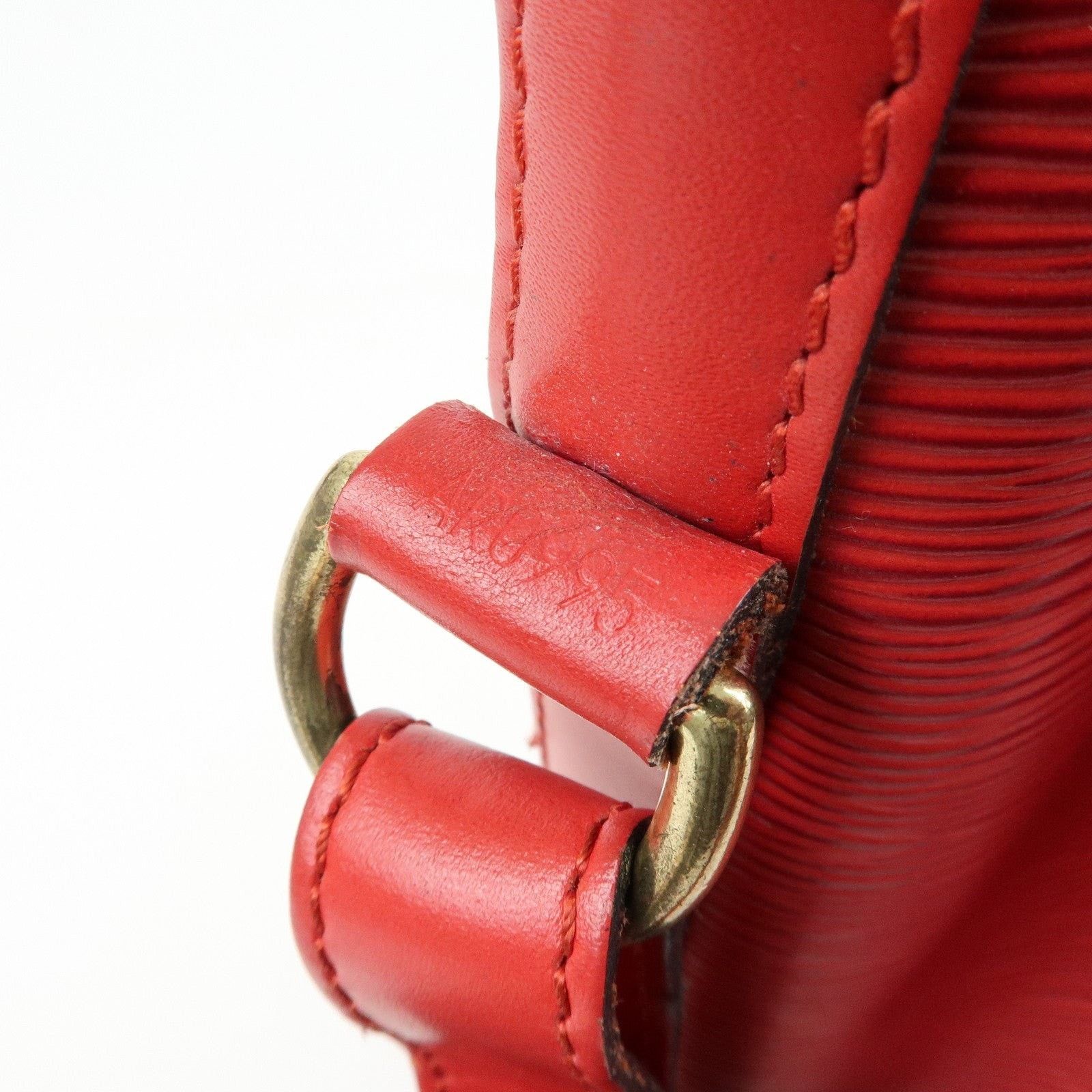 Louis Vuitton Louis Vuitton Epi Petit Noe Shoulder Bag Red Size ONE SIZE - 8 Thumbnail