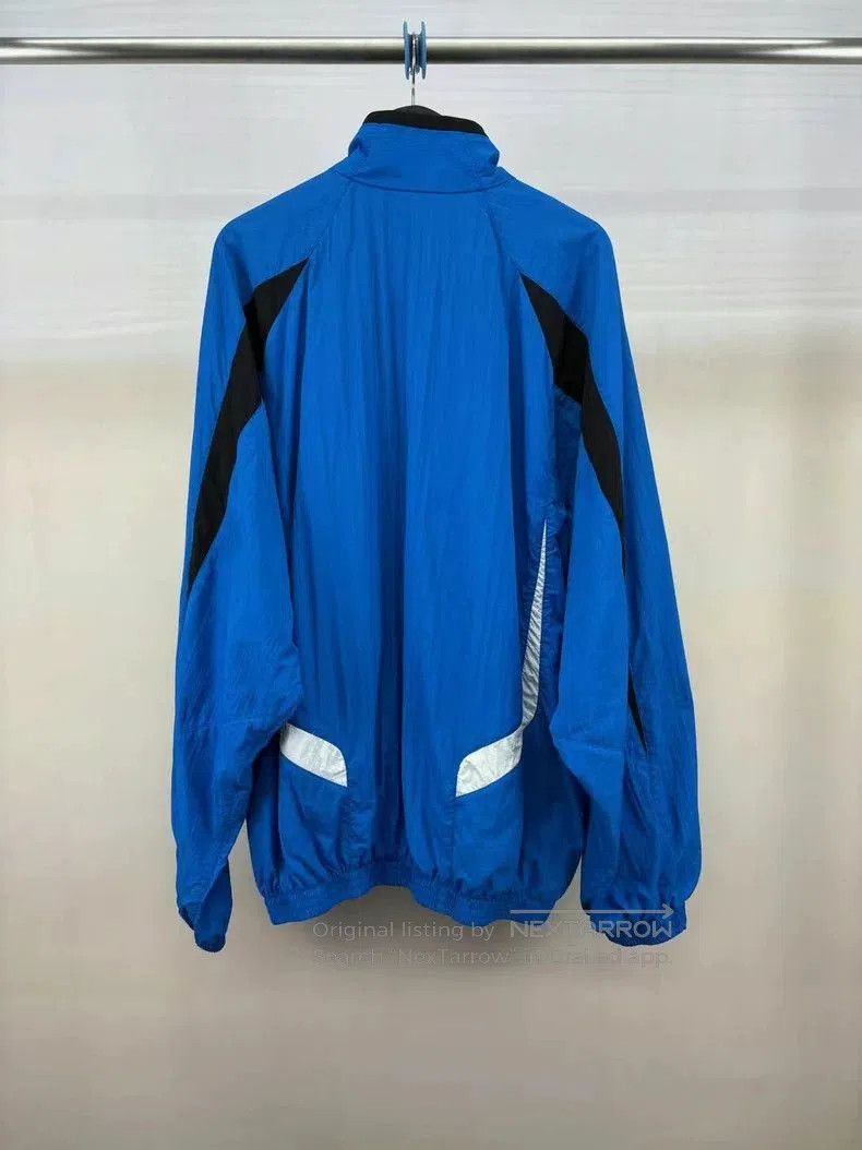 Balenciaga Balenciaga 3B Logo Embroidered Zip Jacket. Size US M / EU 48-50 / 2 - 2 Thumbnail
