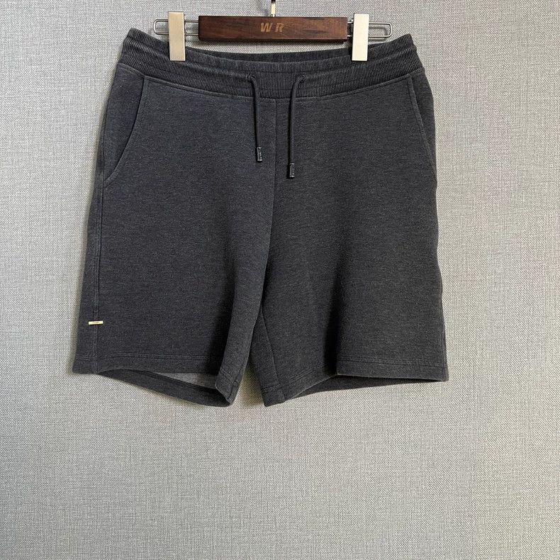 Louis Vuitton Louis Vuitton Gray Pocket Shorts Size S- DMC Size US 26 / EU 42 - 1 Thumbnail