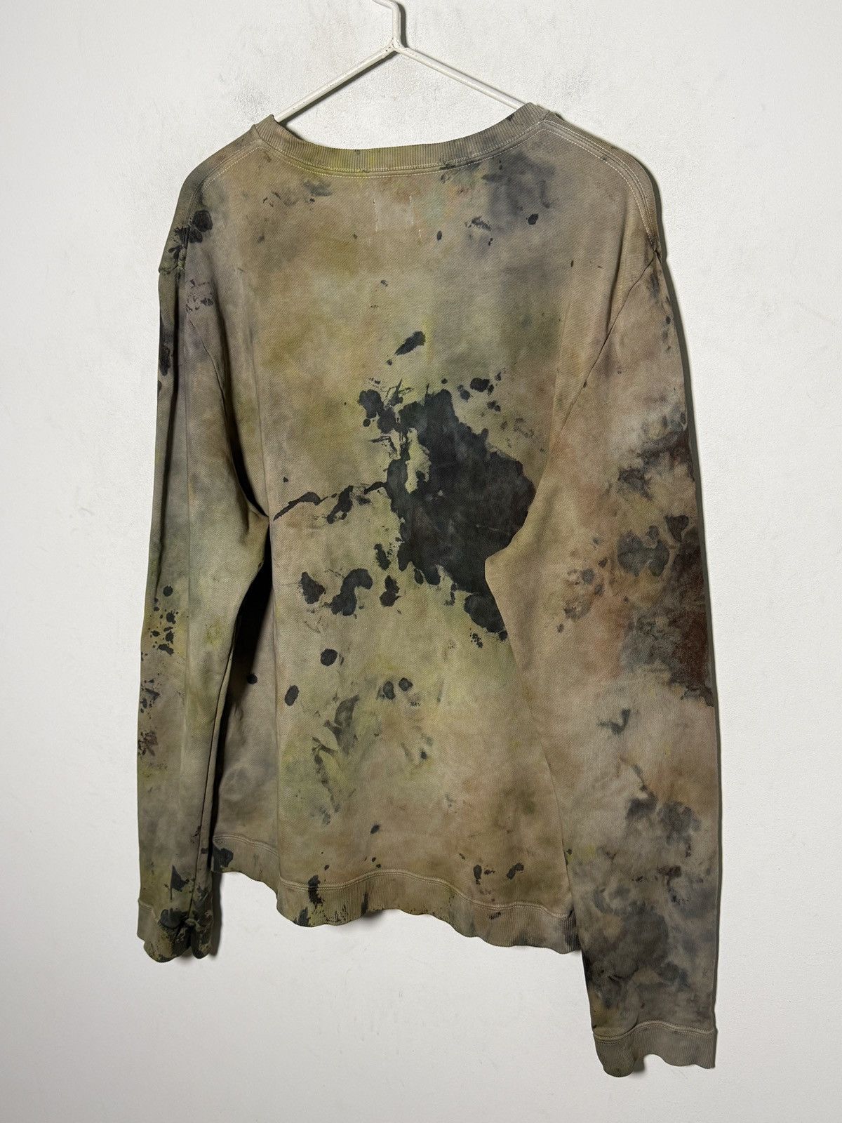Acne Studios Acne Studios punk grunge painters crewneck Size US L / EU 52-54 / 3 - 5 Thumbnail