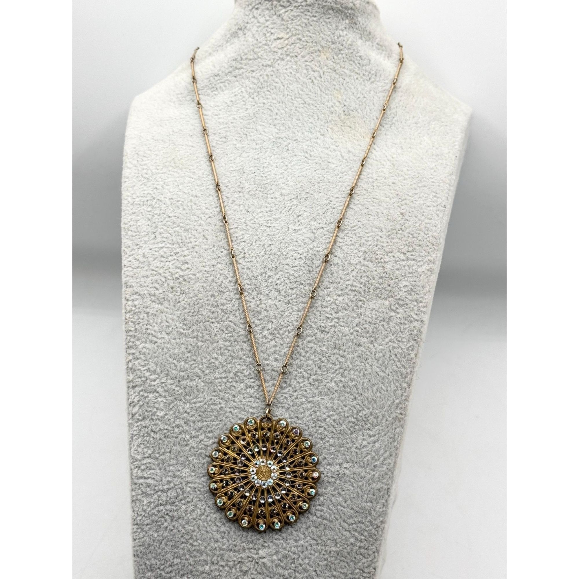 Vintage Vintage Yoni Z Filigree Rhinestone Pendant Necklace Size ONE SIZE - 3 Thumbnail