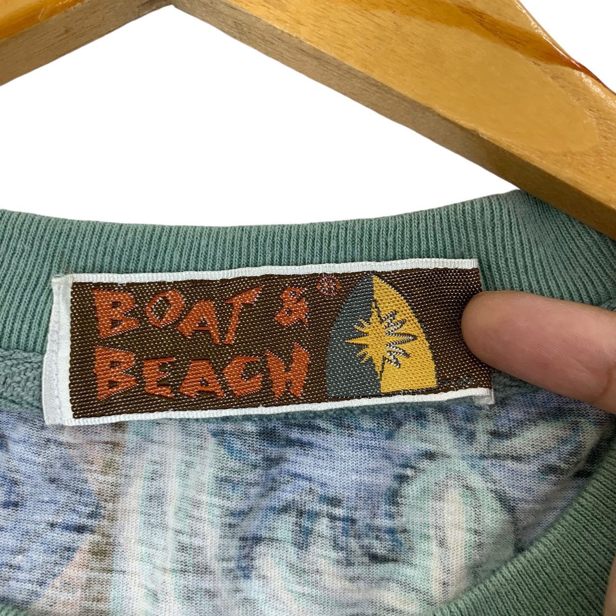 Vintage Vintage BOAT & BEACH Navajo Baroque Aztech AOP Tee Shirt Size XL / US 12-14 / IT 48-50 - 5 Thumbnail