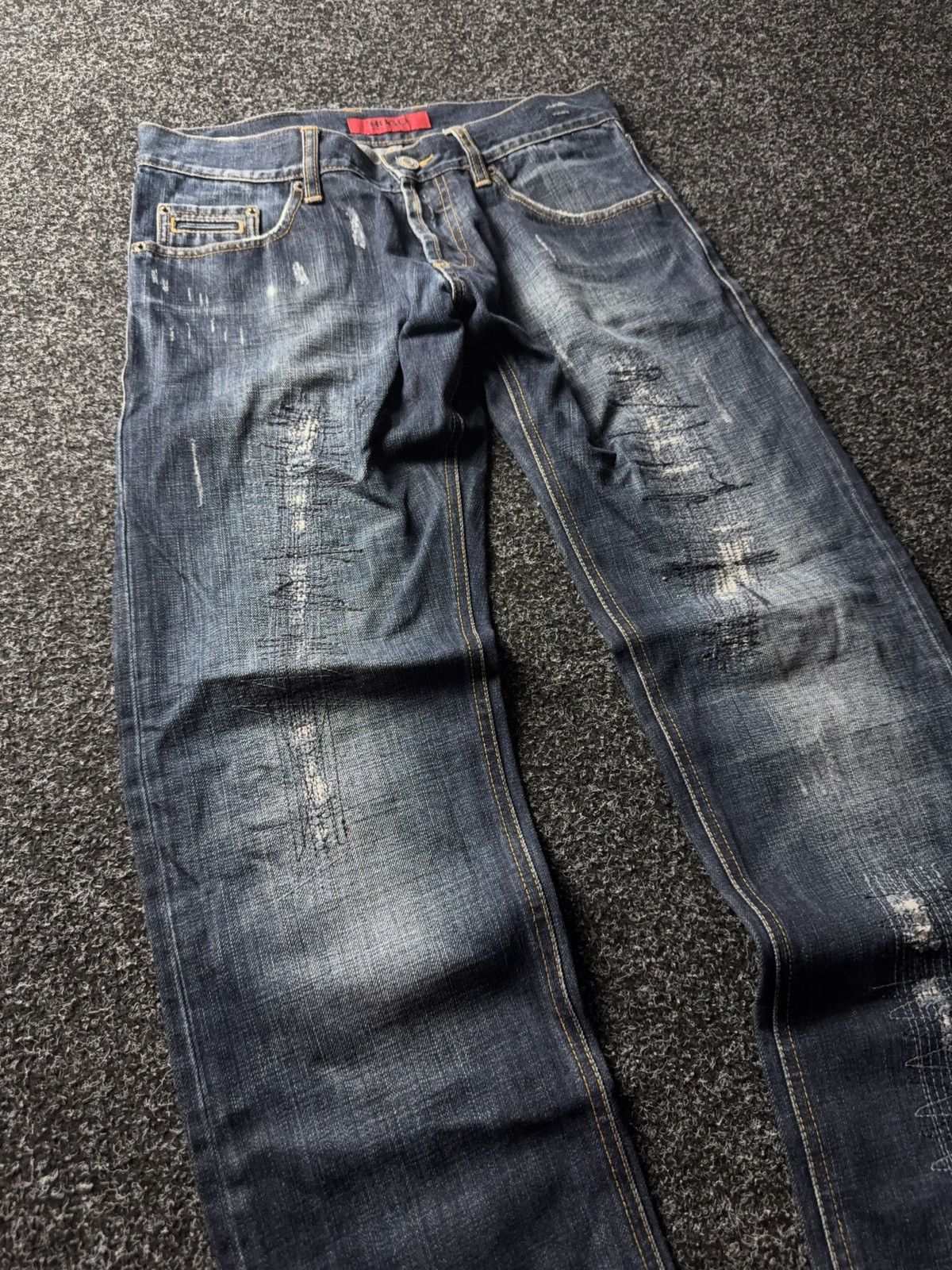 Designer × Hugo Boss HUGO Boss Distressed Straight Jeans W32 L32 Italy Size US 32 / EU 48 - 5 Thumbnail