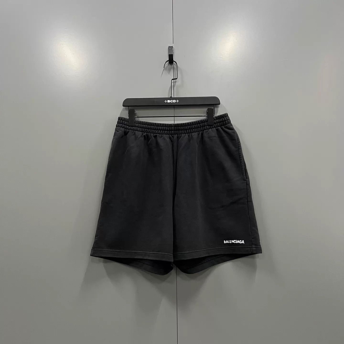 Balenciaga Balenciaga black sports shorts S 95 new color fade Size US 29 - 1 Thumbnail