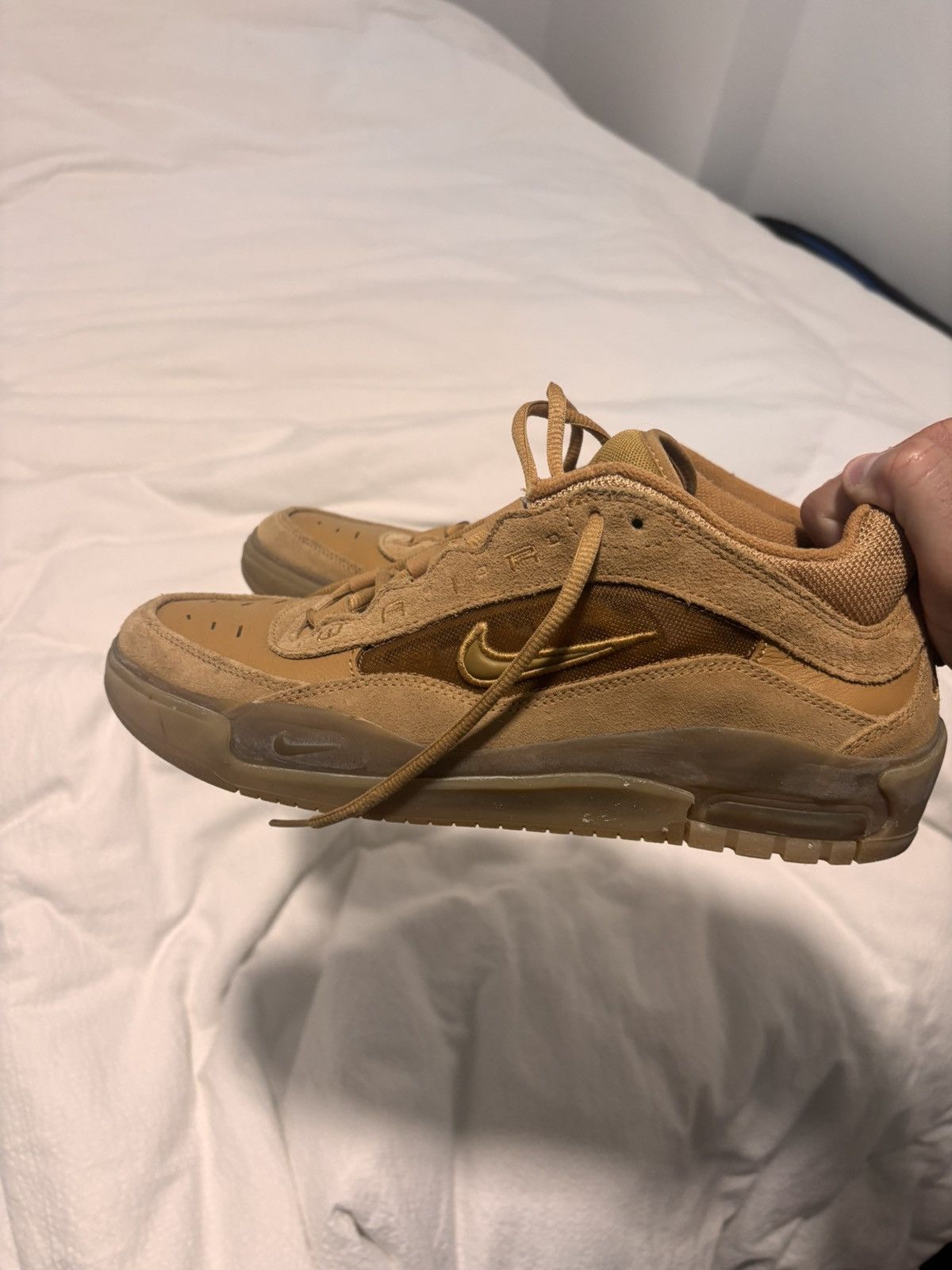Nike Nike SB Air Max Ishod ‘Flax’ Skateboard Shoe Size US 10 / EU 43 - 1 Thumbnail