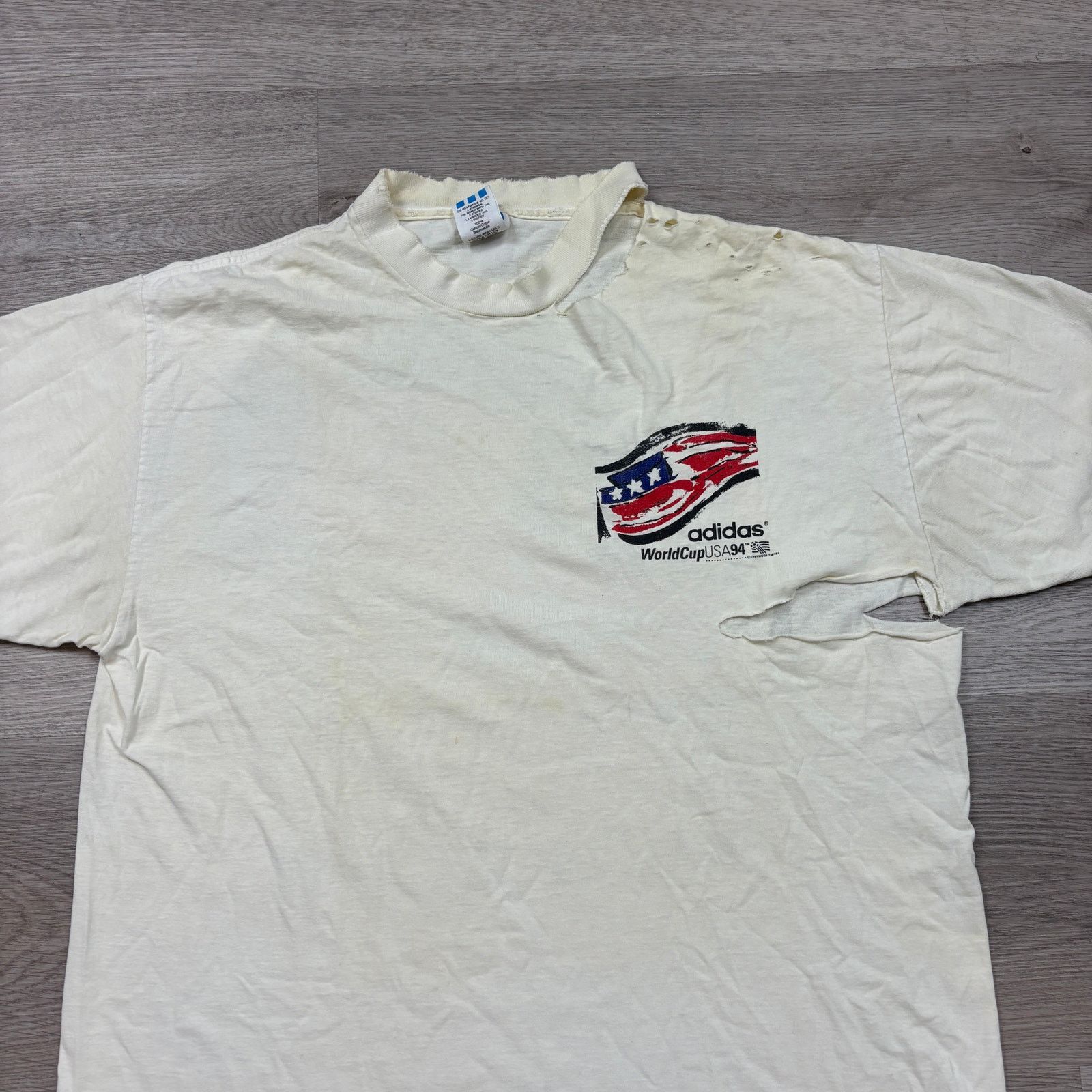 Adidas × Vintage Vintage Adidas World Cup USA 1994 Soccer Ball Shirt Men's L Size US L / EU 52-54 / 3 - 4 Thumbnail