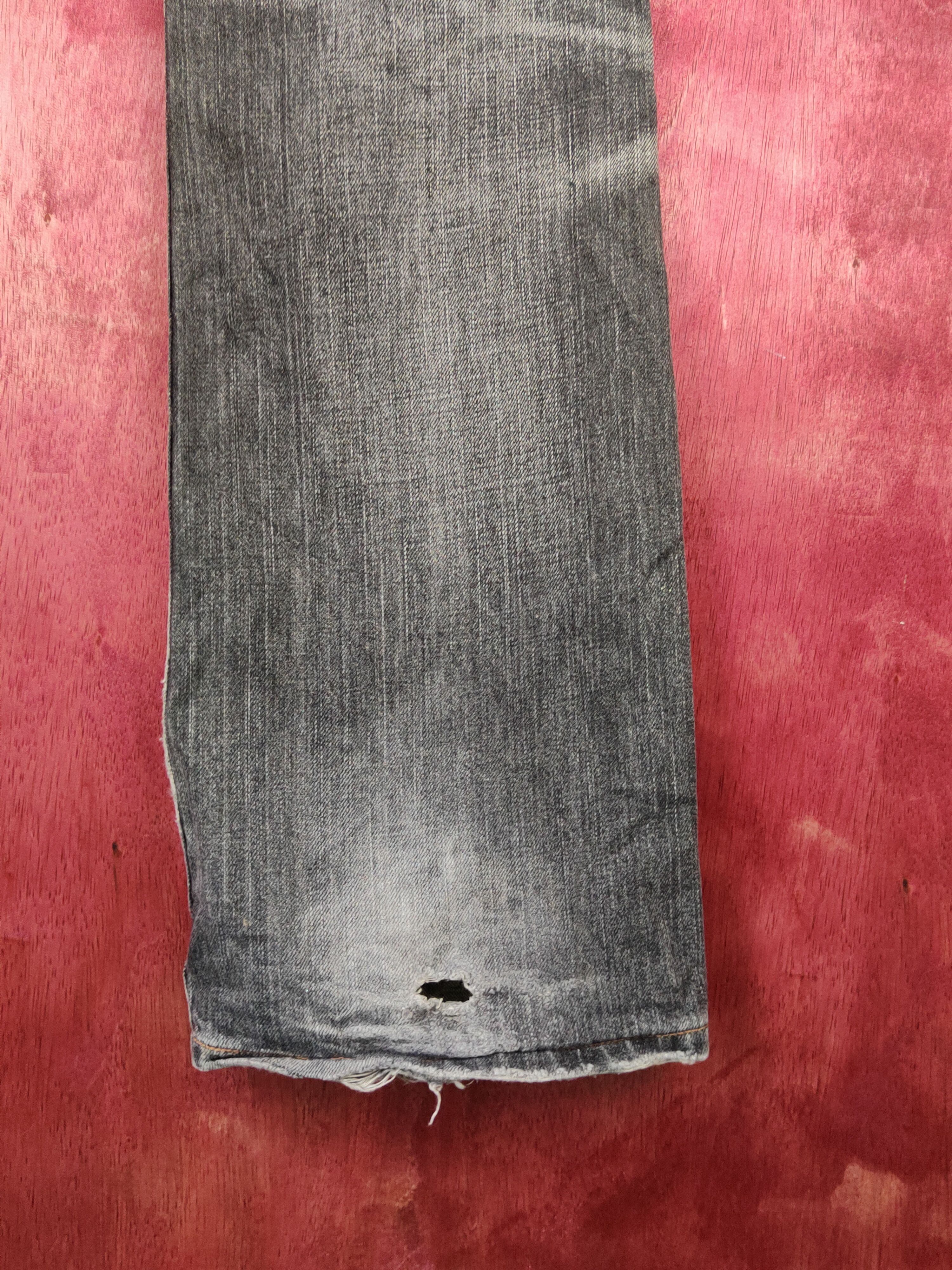 Levi's DL Levi's Black Faded Distressed vintage Denim #S1524 Size 30" / US 8 / IT 44 - 8 Thumbnail