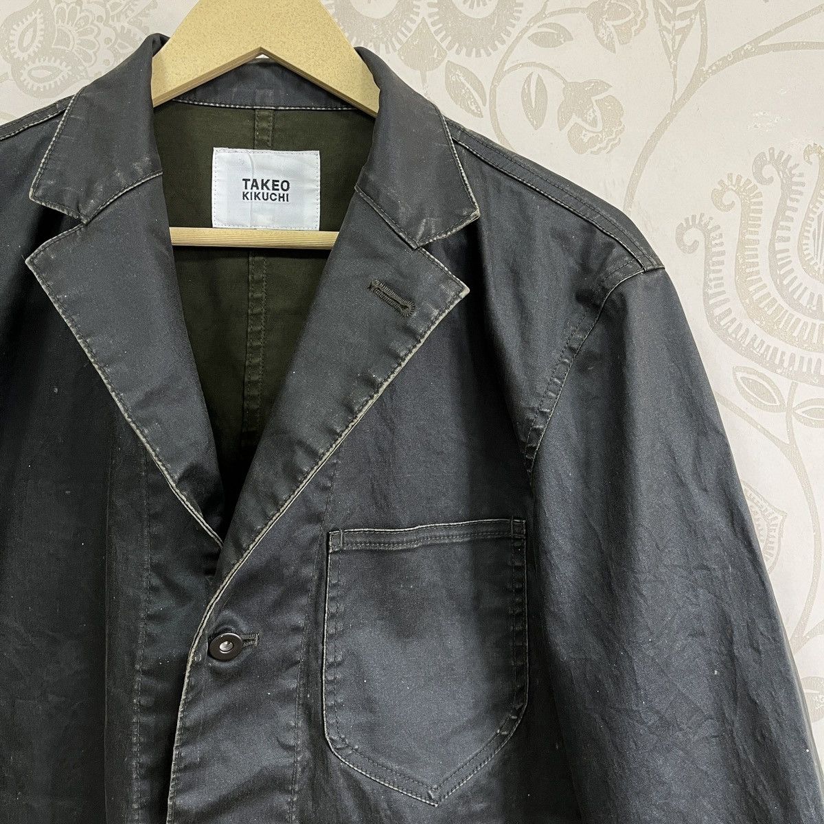 Takeo Kikuchi Takeo Kikuchi Three Buttons Waxed Jacket Size US L / EU 52-54 / 3 - 6 Thumbnail