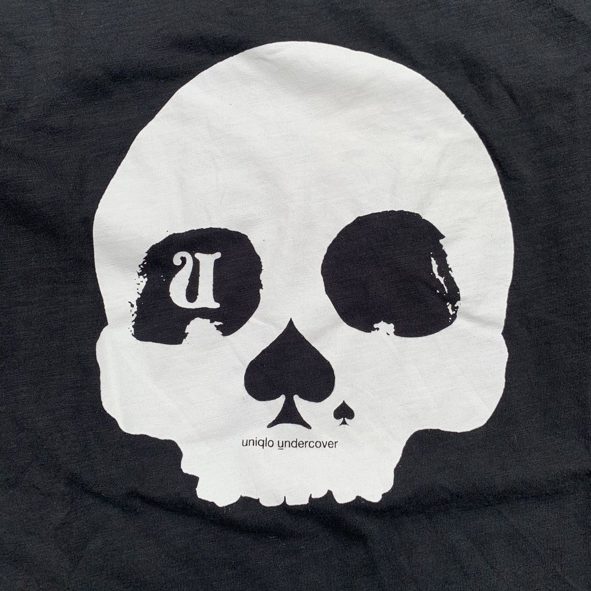 Japanese Brand Uniqlo Undercover Skull Design Longsleeve Tshirt Size US L / EU 52-54 / 3 - 5 Thumbnail