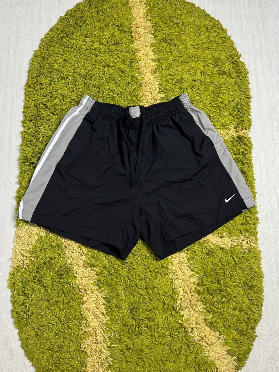 Nike × Vintage Nike vintage shorts Size US 36 / EU 52 - 1 Thumbnail