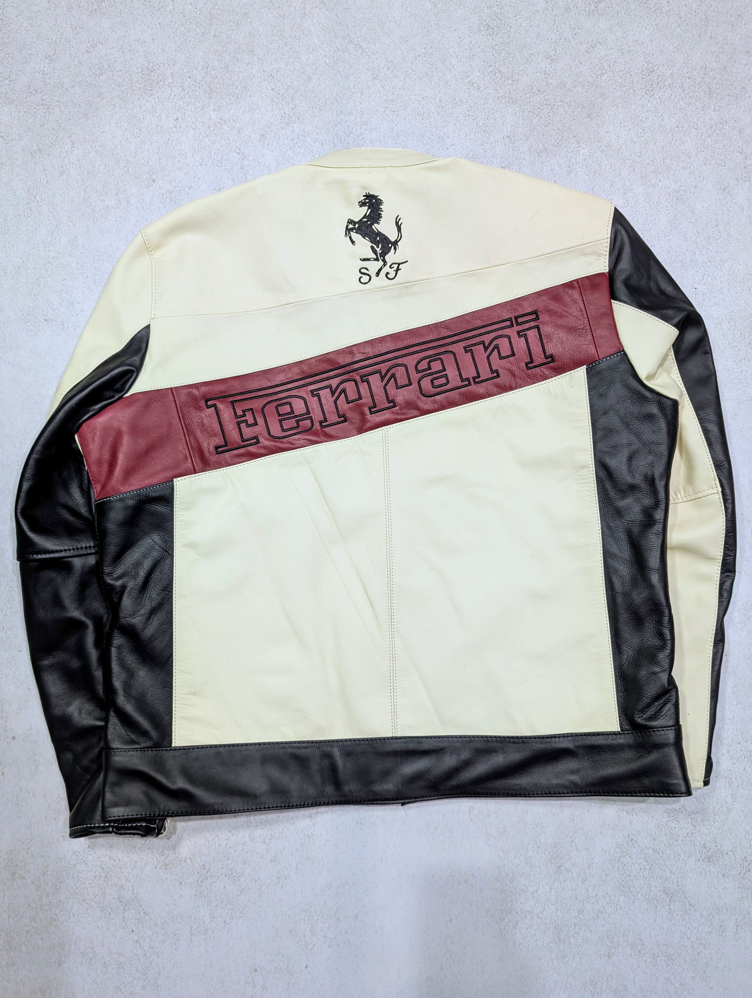 Formula 1 🔥 Ferrari 💥 Formula 1 World Championship Leather Jacket F1 Size US XL / EU 56 / 4 - 8 Thumbnail