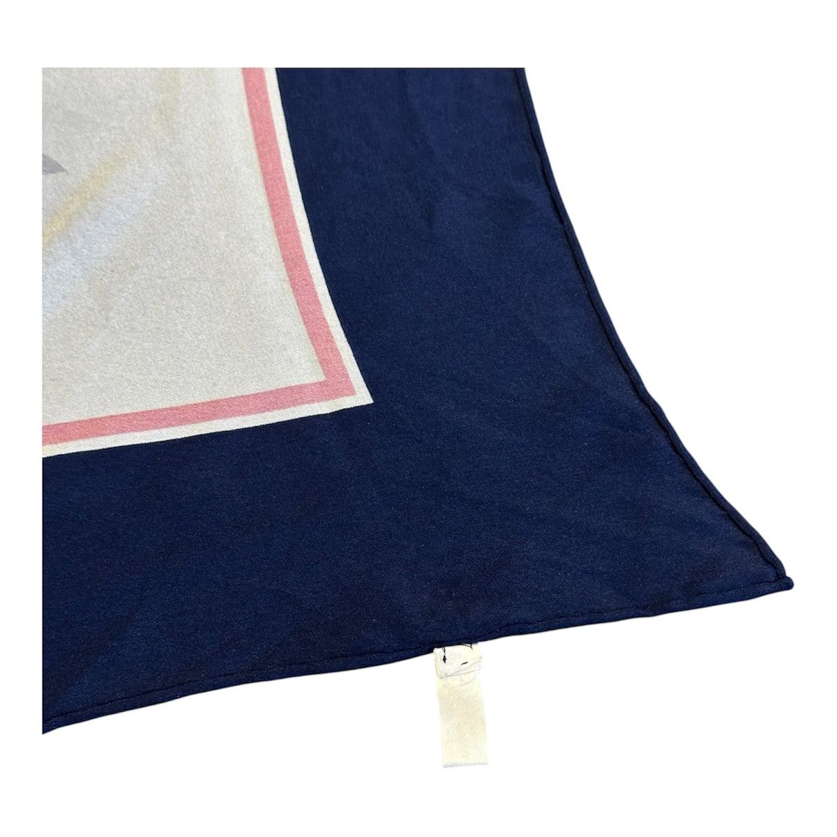 Nina Ricci vintage Nina Ricci square silk scarf. Size ONE SIZE - 6 Thumbnail