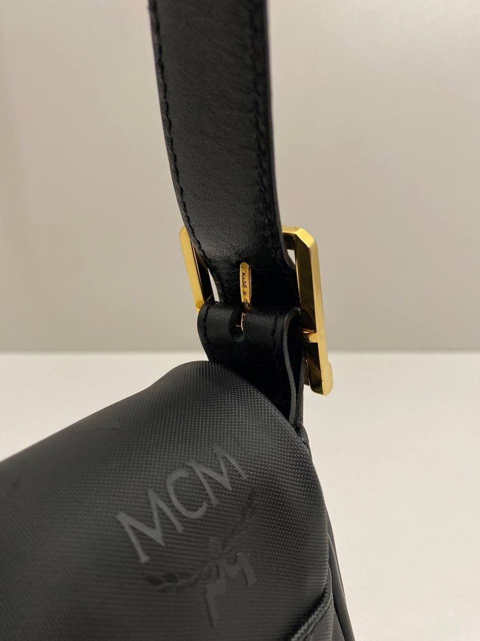 MCM MCM Visetos Monogram Nylon Leather Vintage Hand Shoulder Bag Size ONE SIZE - 9 Thumbnail