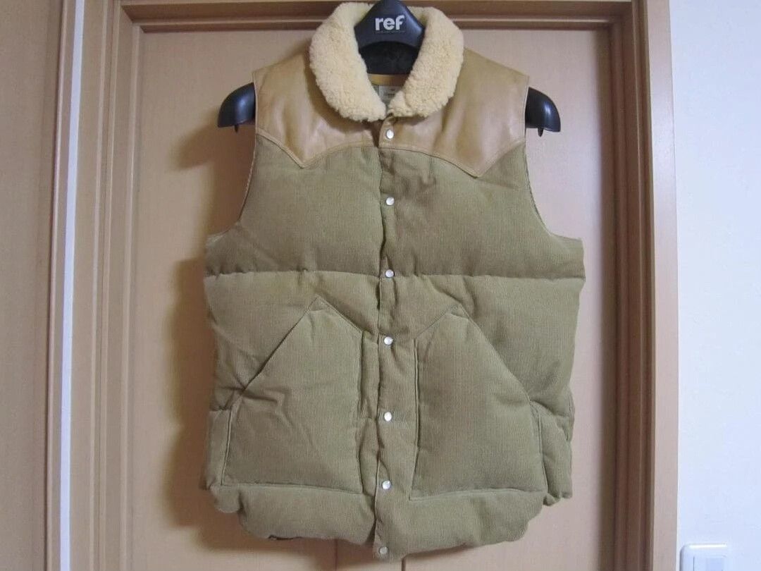 Rocky Mountain Featherbed rocky mountain down vest with collar Size US L / EU 52-54 / 3 - 1 Thumbnail