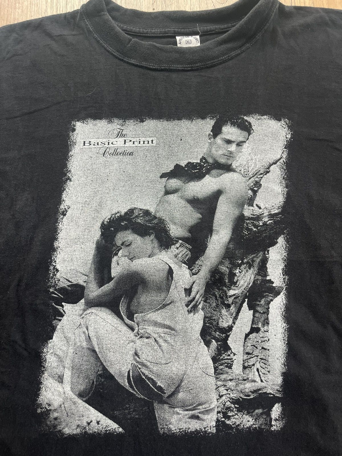 Vintage Vintage The Basic Print Collection Photos Promo 90’s Tshirt Size US XL / EU 56 / 4 - 5 Thumbnail