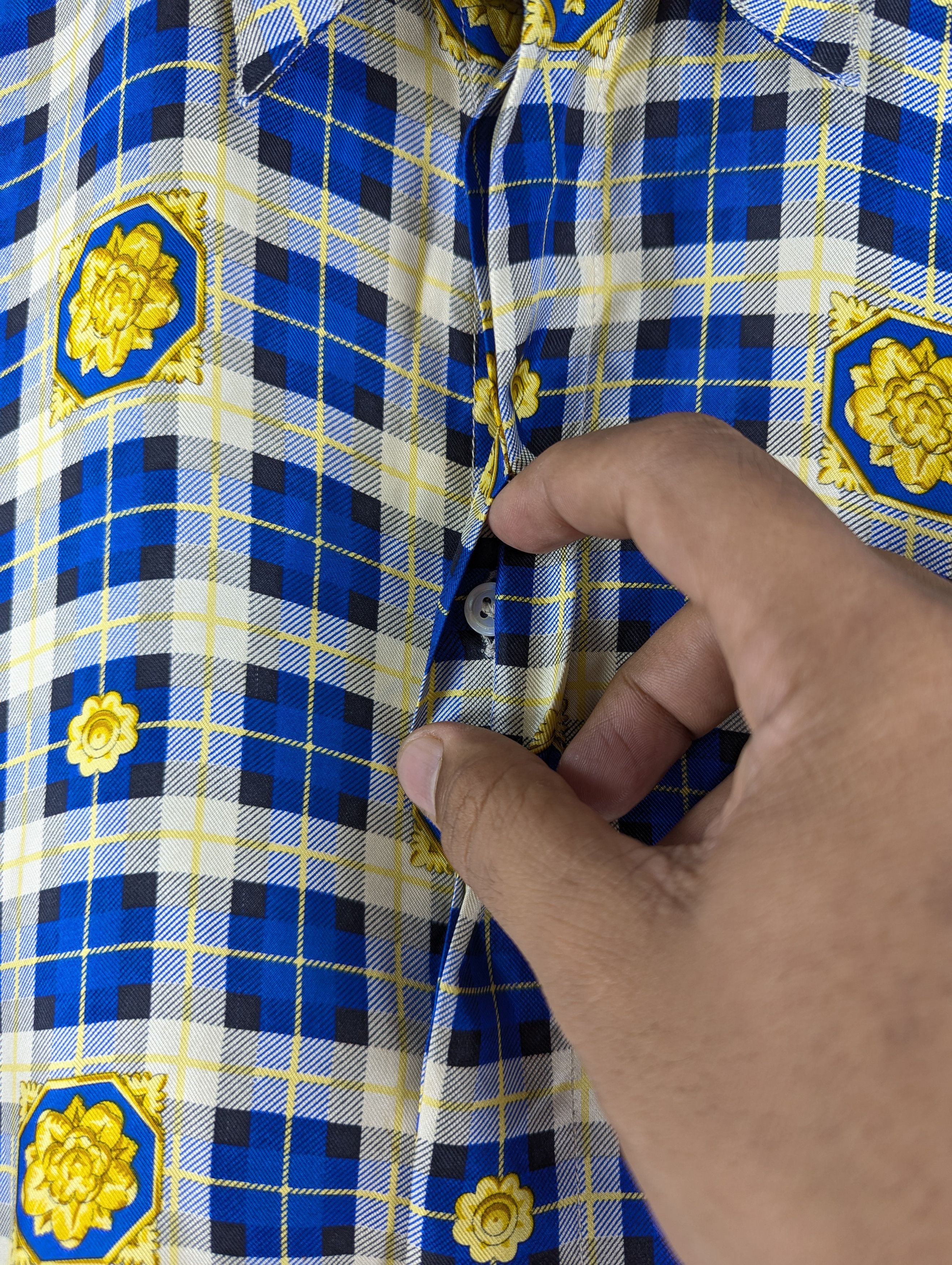 Versace Versace Classic V2 Silk Shirt Size US L / EU 52-54 / 3 - 6 Thumbnail