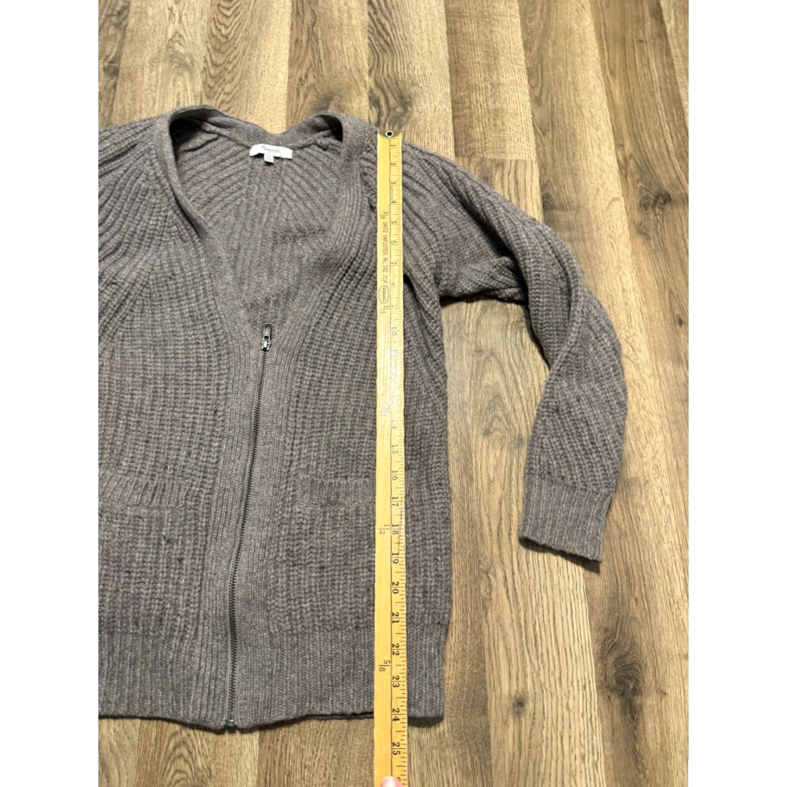Madewell Madewell Sweater Cardigan, Women's XS, Brown, Full Zip, 100% Merino Wool, Wool, Knit, Solid, Regular, Fall Spring Winter, Women, Size XS Size XS / US 0-2 / IT 36-38 - 7 Thumbnail