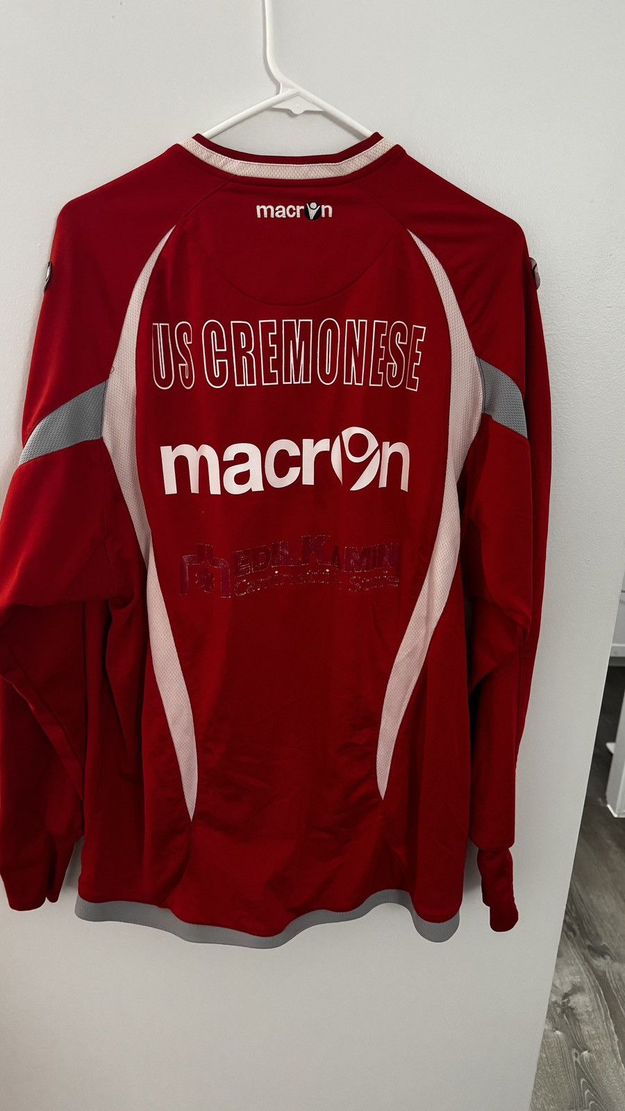 Macron Cremonese Training Top XL Size US XL / EU 56 / 4 - 7 Thumbnail