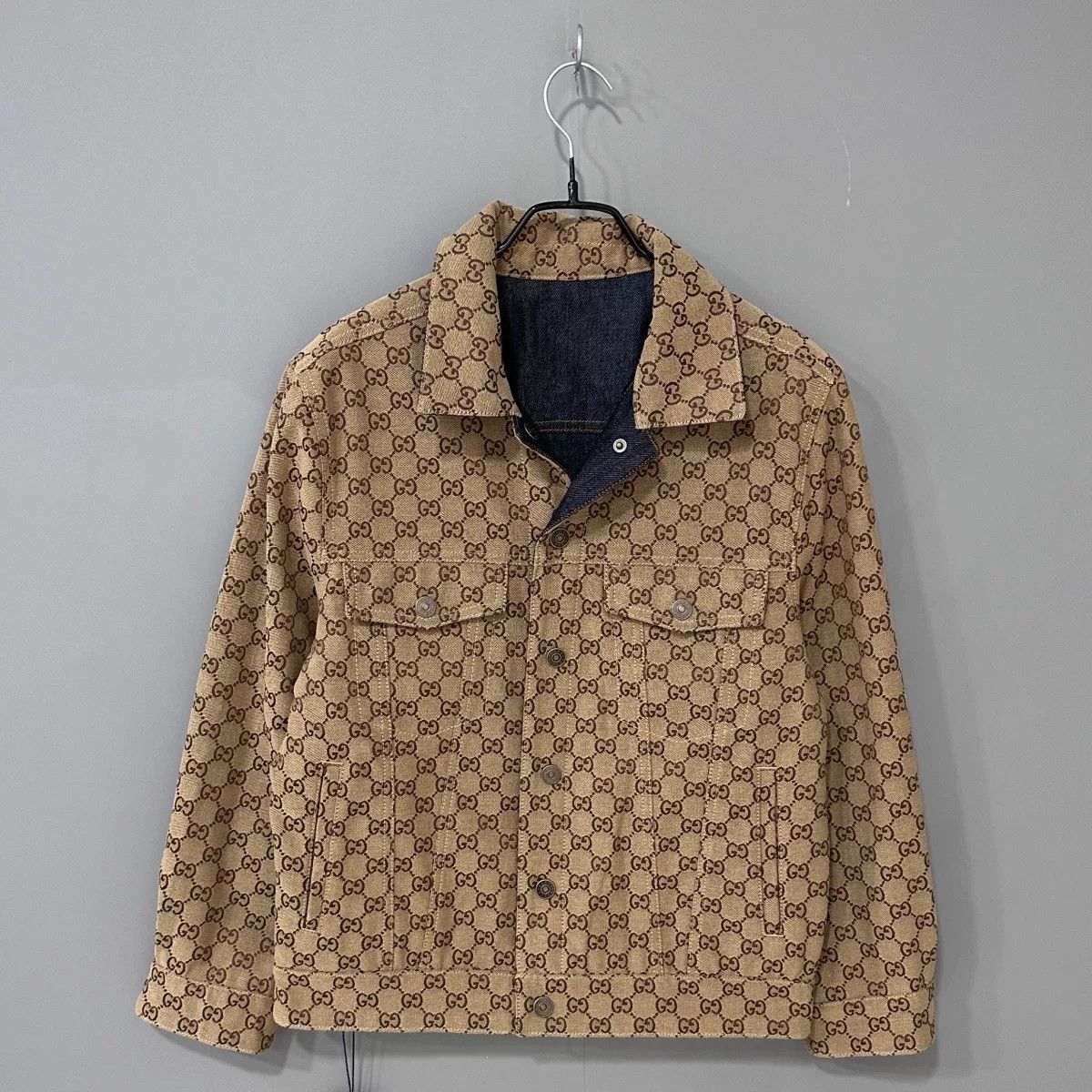 Gucci gucci monogram reversible denim jacket size 44 Size US M / EU 48-50 / 2 - 1 Thumbnail