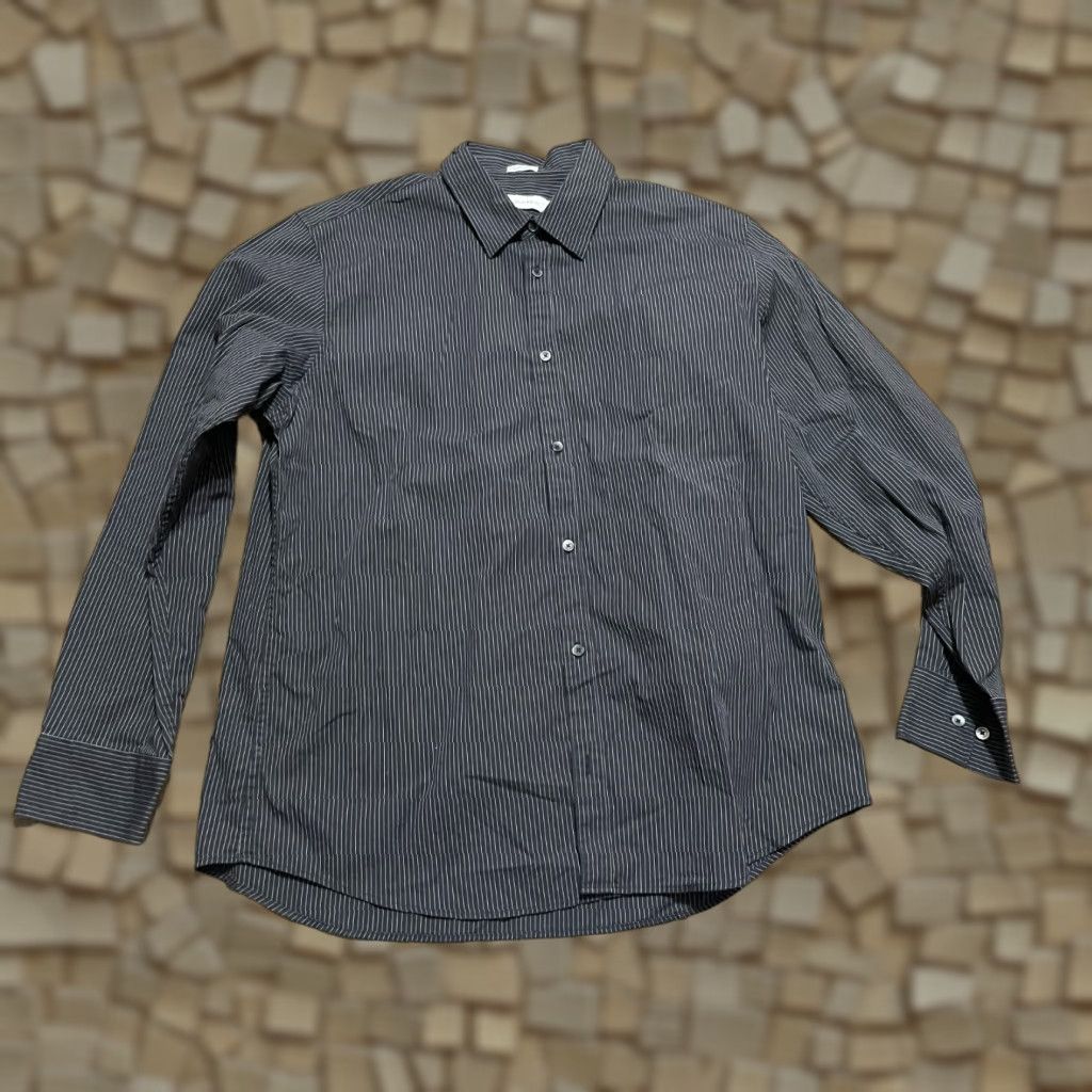 Calvin Klein Calvin Klein Shirt Men's XL Black White Pin Striped Button Up Size US XL / EU 56 / 4 - 1 Thumbnail