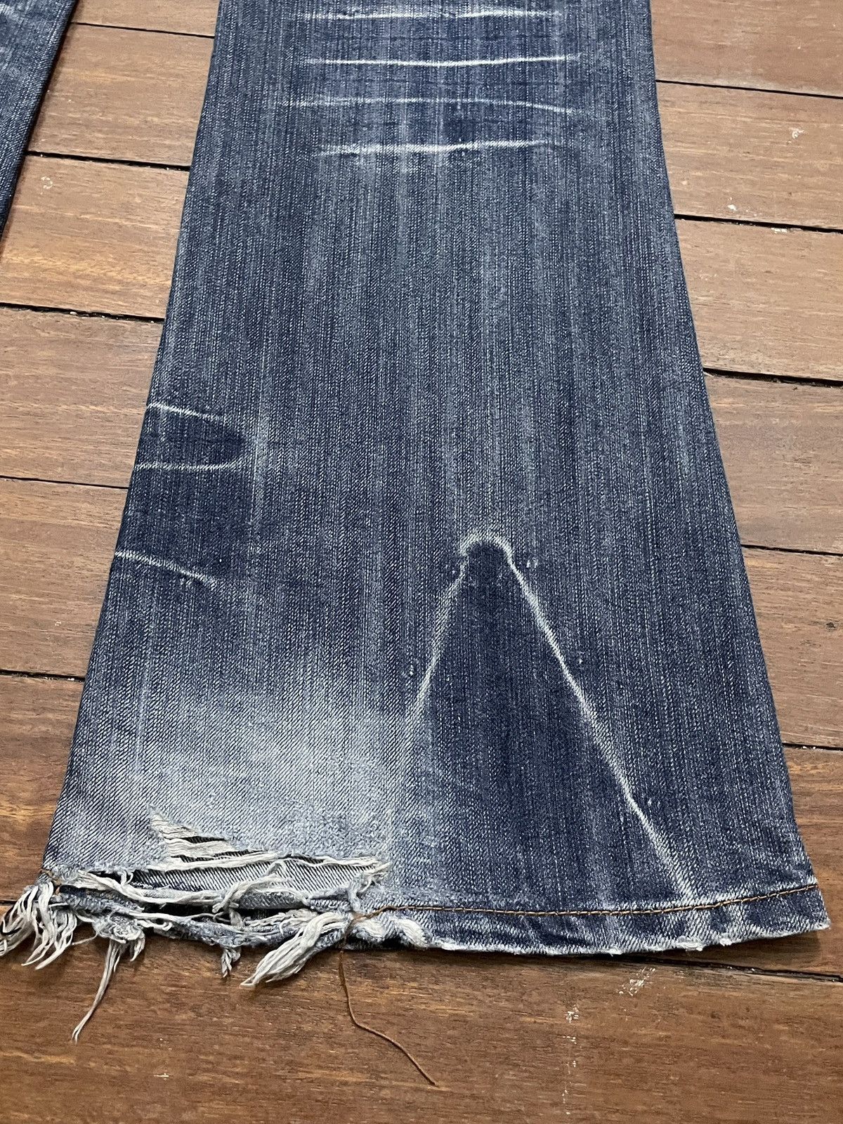 14th Addiction Very Rare Vintage Japanese Brand Dragon Flared Jeans 2000s Size US 33 - 8 Thumbnail
