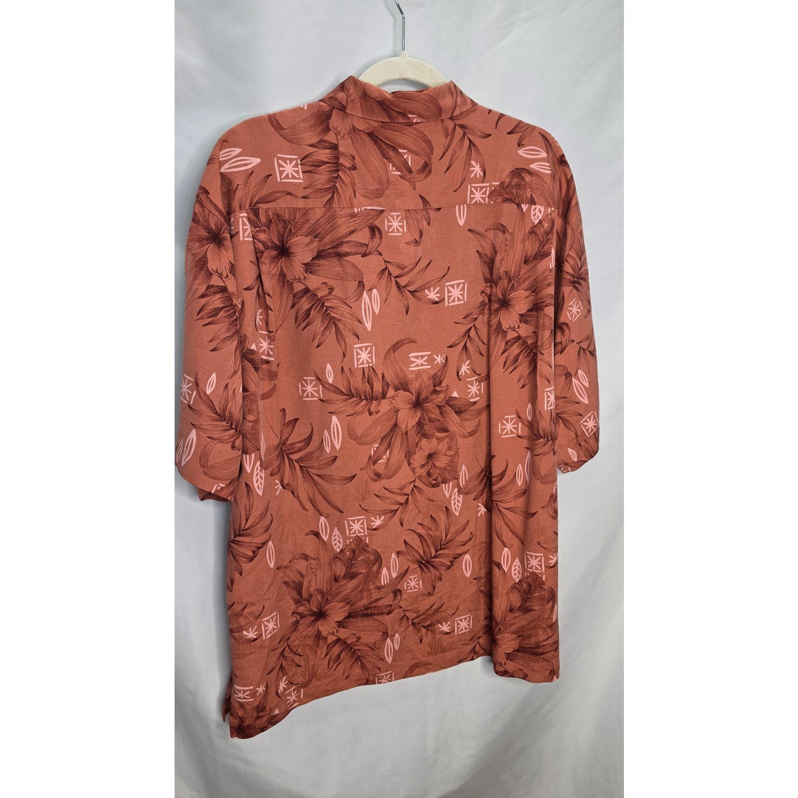 Tommy Bahama Tommy Bahama Men's Large Silk Tropical Button Up Shirt Size US L / EU 52-54 / 3 - 2 Thumbnail