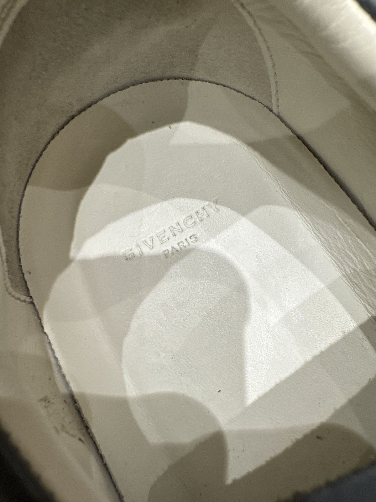Givenchy Givenchy Grey Shoes Size US 10.5 / EU 43-44 - 3 Thumbnail