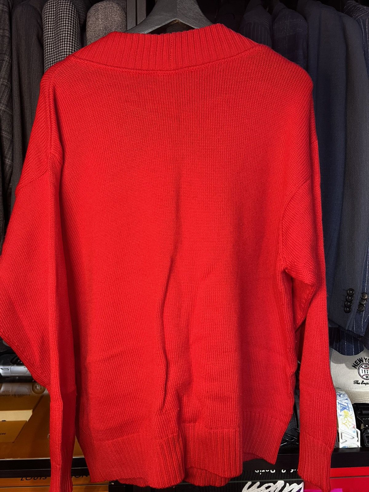 Hugo Boss Hugo Boss Cardigan- Red. Size L Size US L / EU 52-54 / 3 - 5 Thumbnail