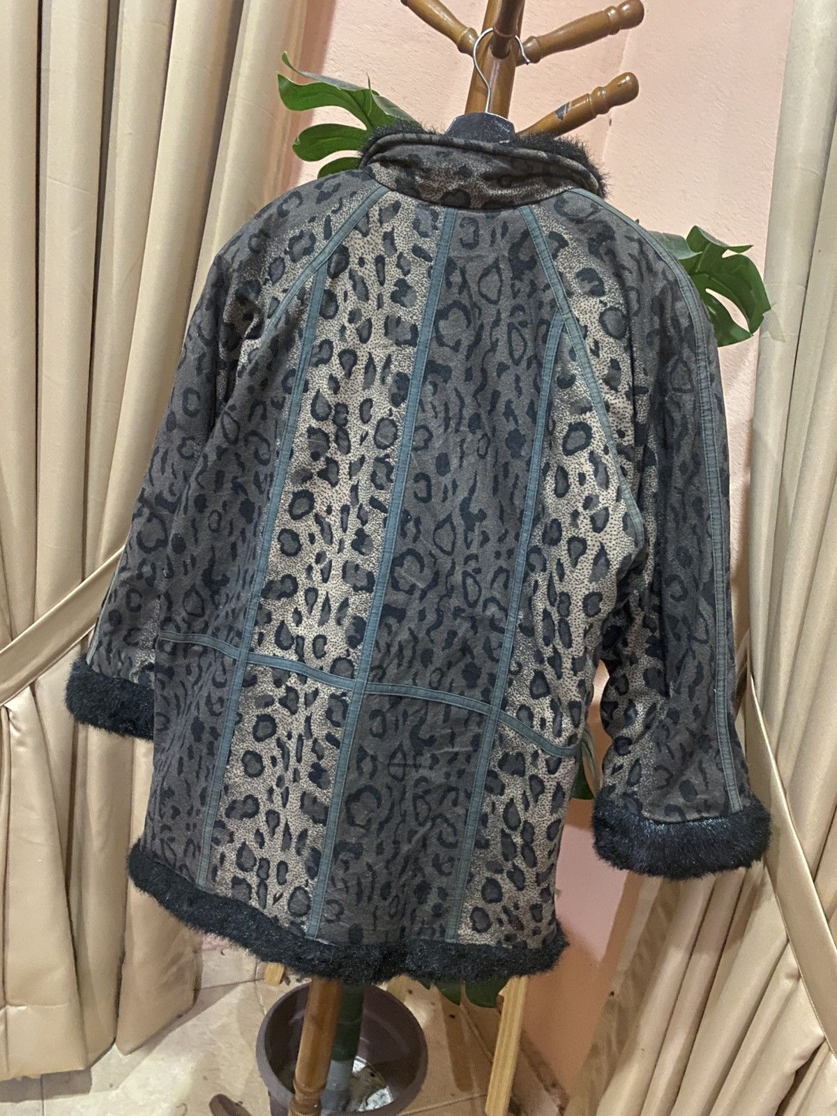 Vintage Bosung Leopard Print Faux Fur Jacket – Vintage Outerwear Size M / US 6-8 / IT 42-44 - 8 Thumbnail