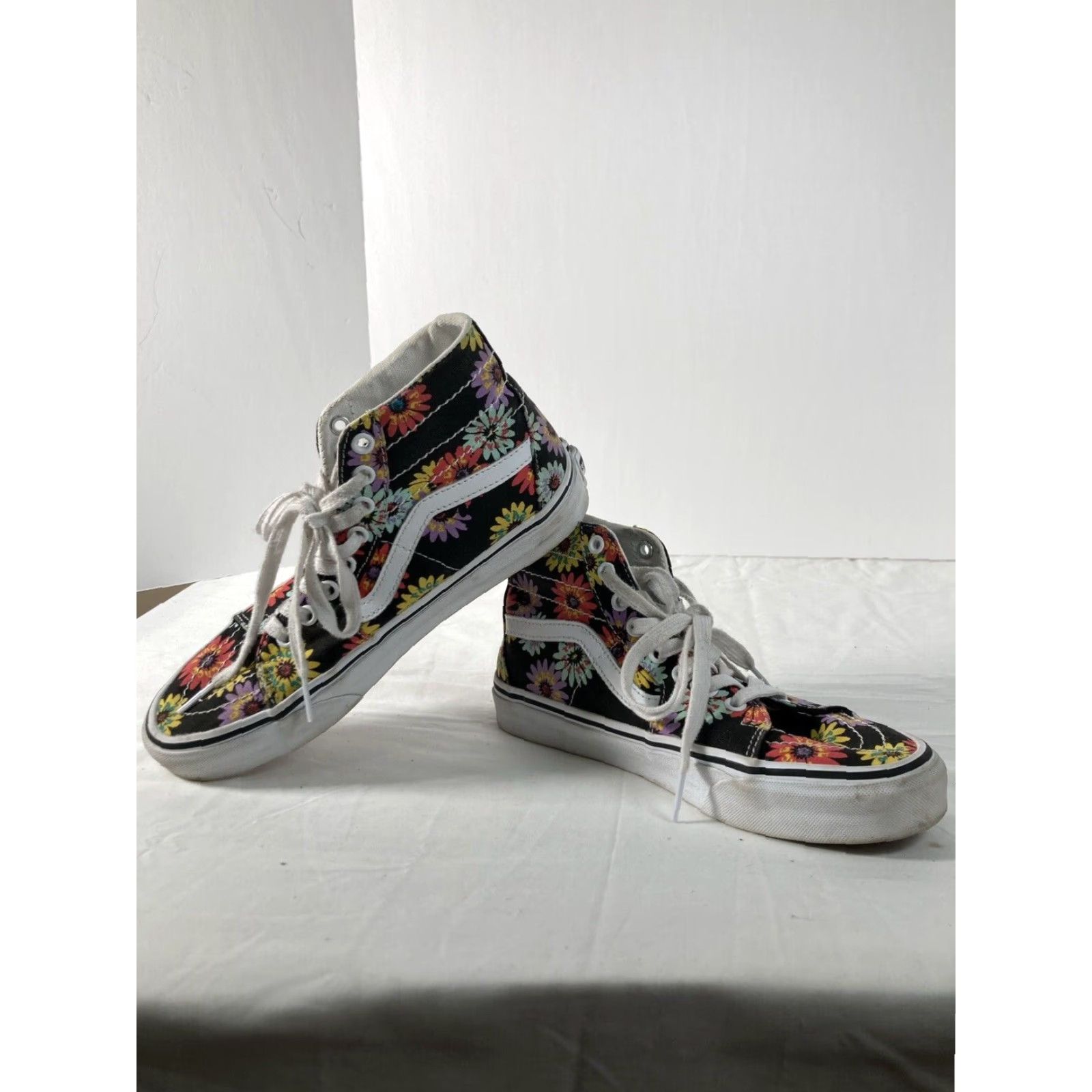 Vans VANS Sk8-Hi Tapered Peace Floral US 8.5 Women’s VN05KRUNX0 Shirt Womens Size ONE SIZE - 6 Thumbnail