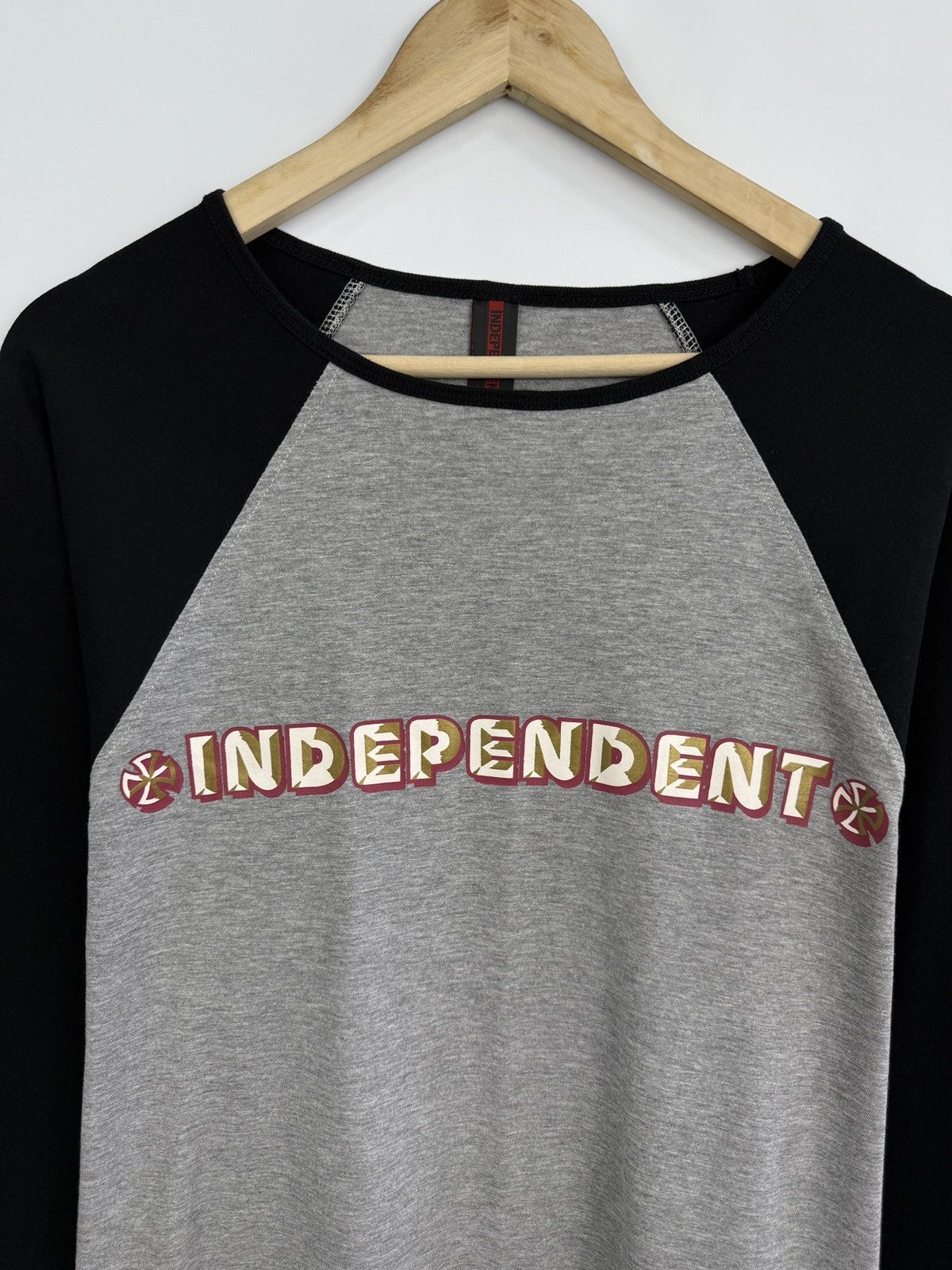 Independent Truck Co. 🇺🇸 Vintage Y2K Independent Truck Company 3/4 Sleeve Retro Size US L / EU 52-54 / 3 - 5 Thumbnail