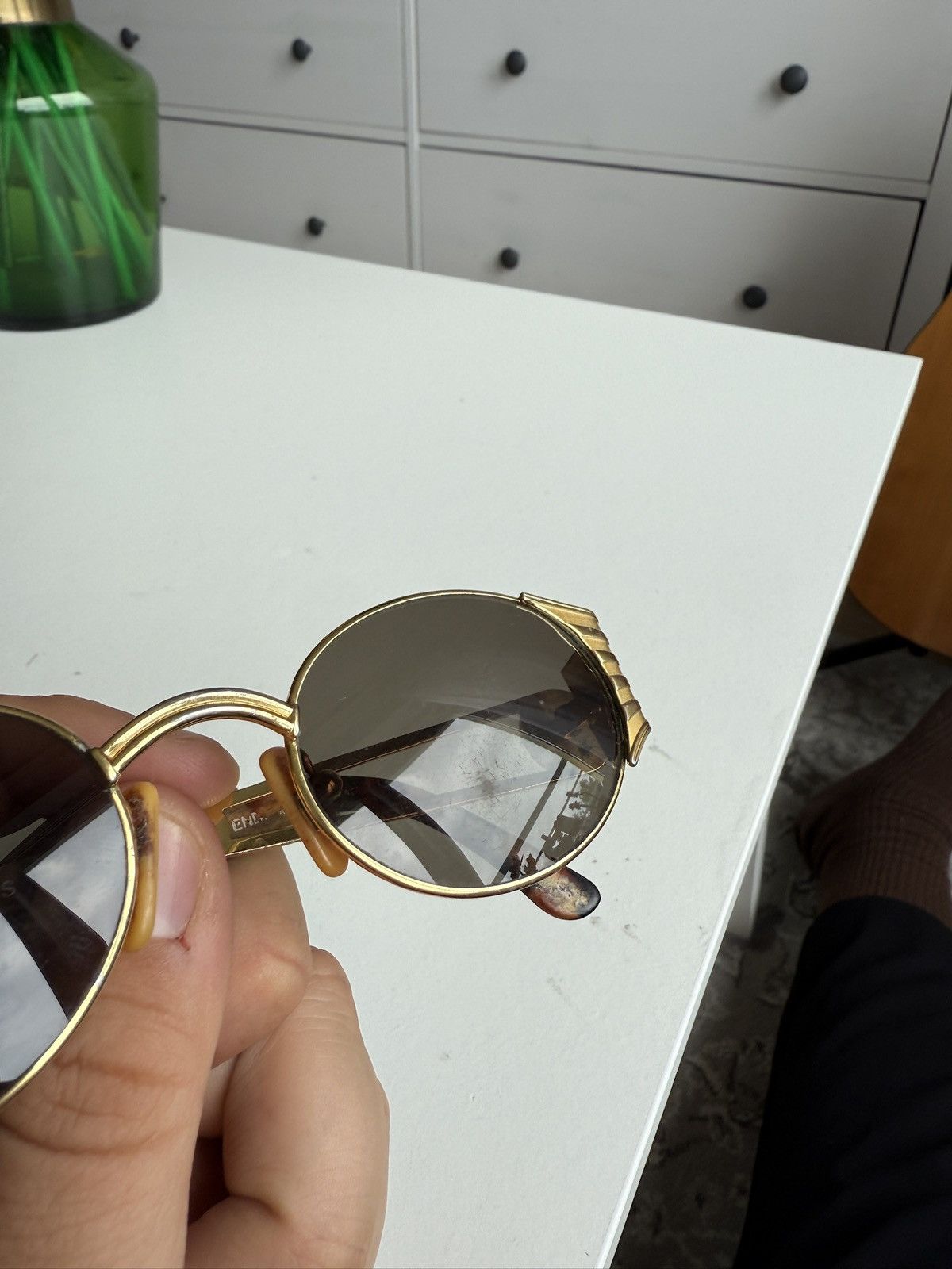 Designer × Fendi × Vintage Vintage 90s Fendi oval gold sunglasses luxury old money y2k Size ONE SIZE - 10 Thumbnail