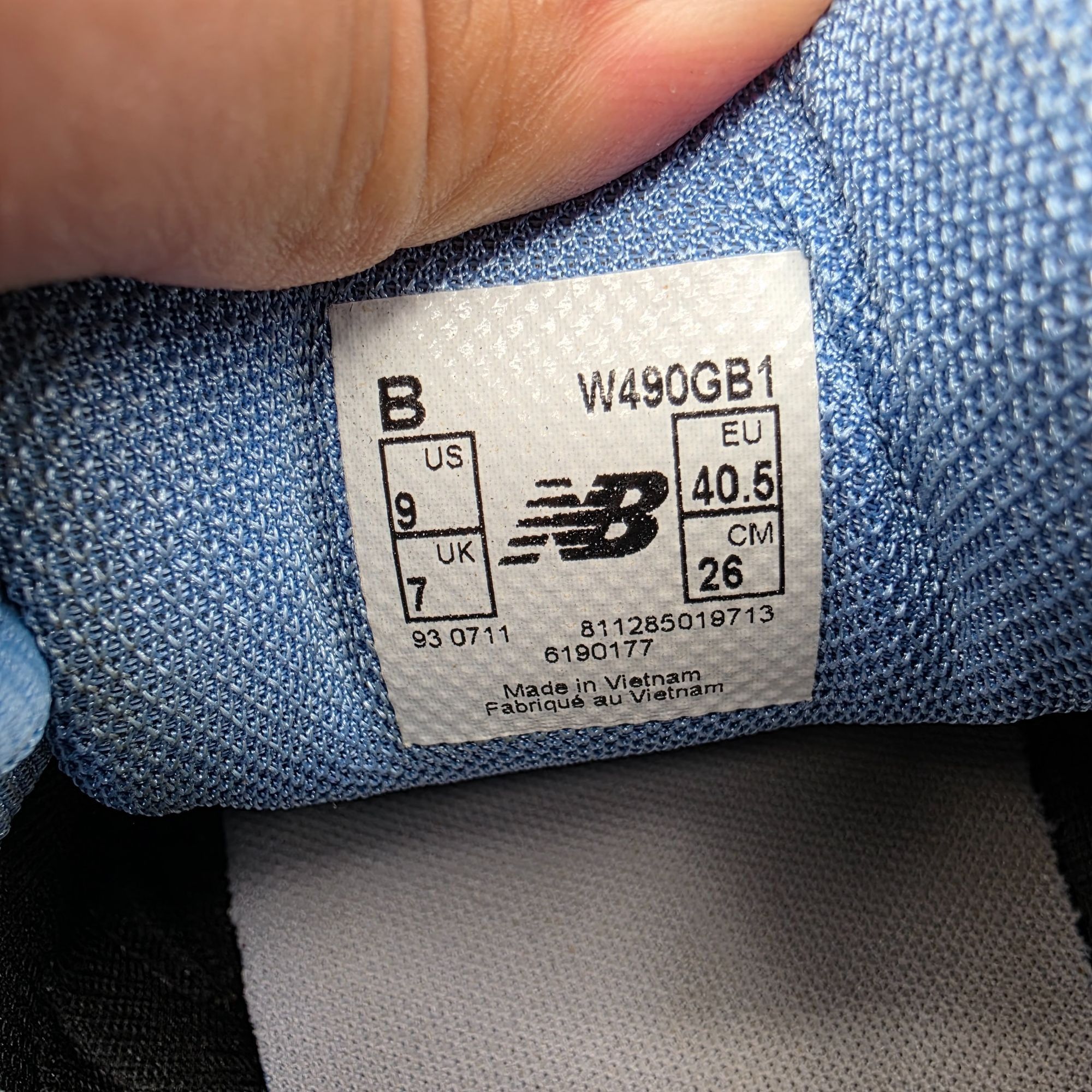New Balance New Balance 490 Womens Size 9 Black Blue Running Shoes Athle Size US 9 / IT 39 - 7 Thumbnail