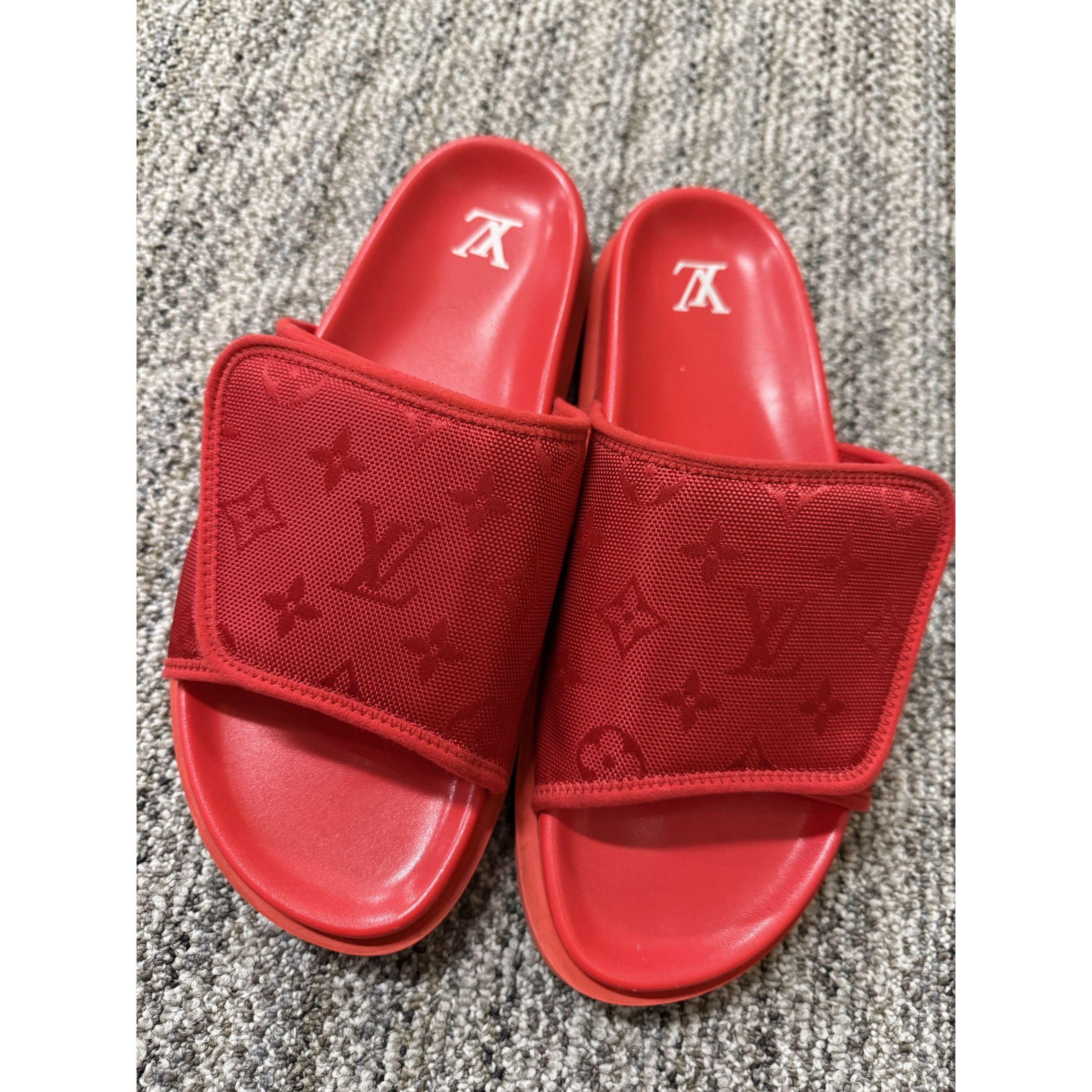 Louis Vuitton Louis Vuitton Red Monogram Slide Sandals Size 8.5 Size US 8.5 / EU 41-42 - 2 Thumbnail