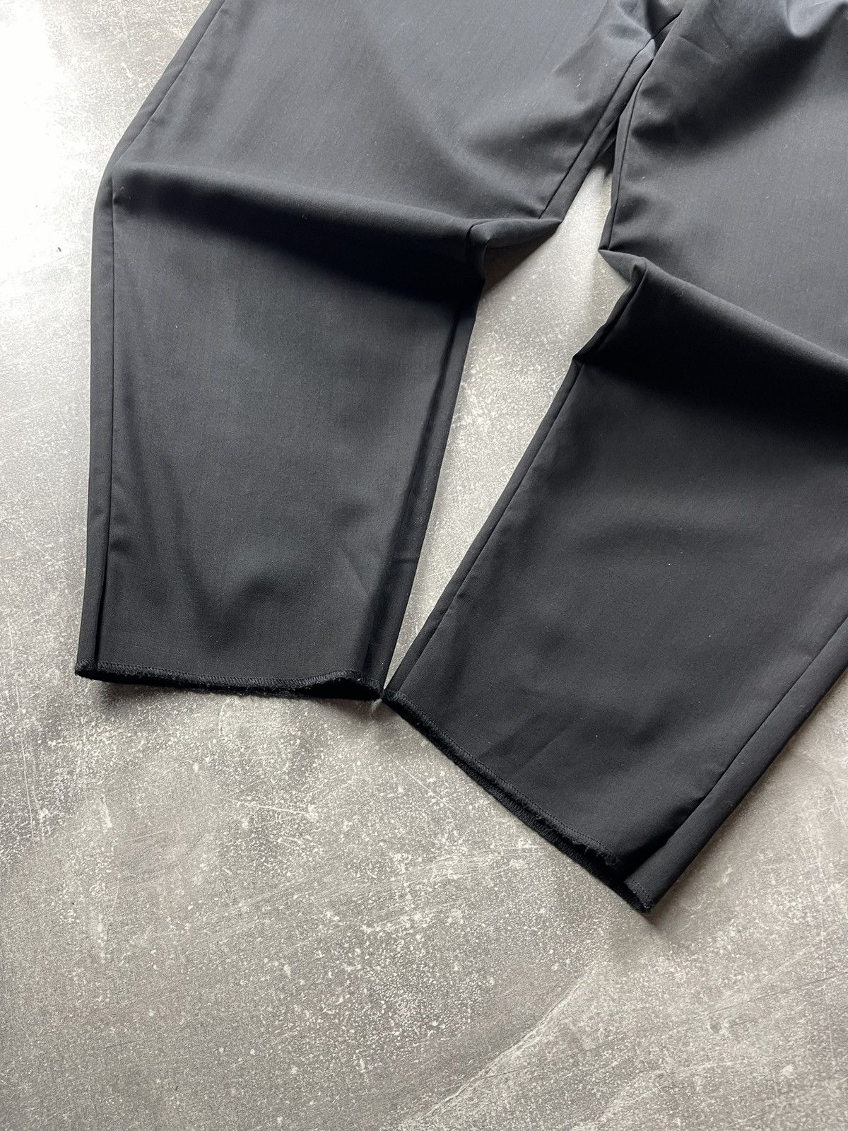 OAMC OAMC Avant-Garde Tailored Wool Cropped Trousers Black Size US 34 / EU 50 - 3 Thumbnail