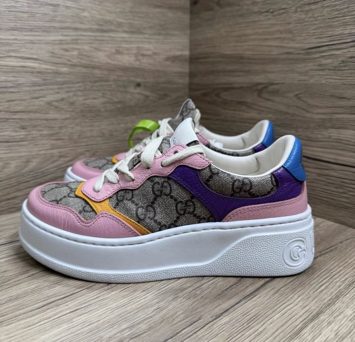 Gucci Gucci Chunky B Pink-Brown Cookie Sneakers J41 Size US 5 / IT 35 - 1 Thumbnail
