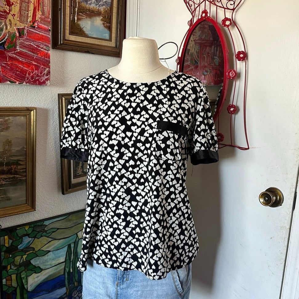 Other bcx heart print black and white blouse Size M / US 6-8 / IT 42-44 - 1 Thumbnail