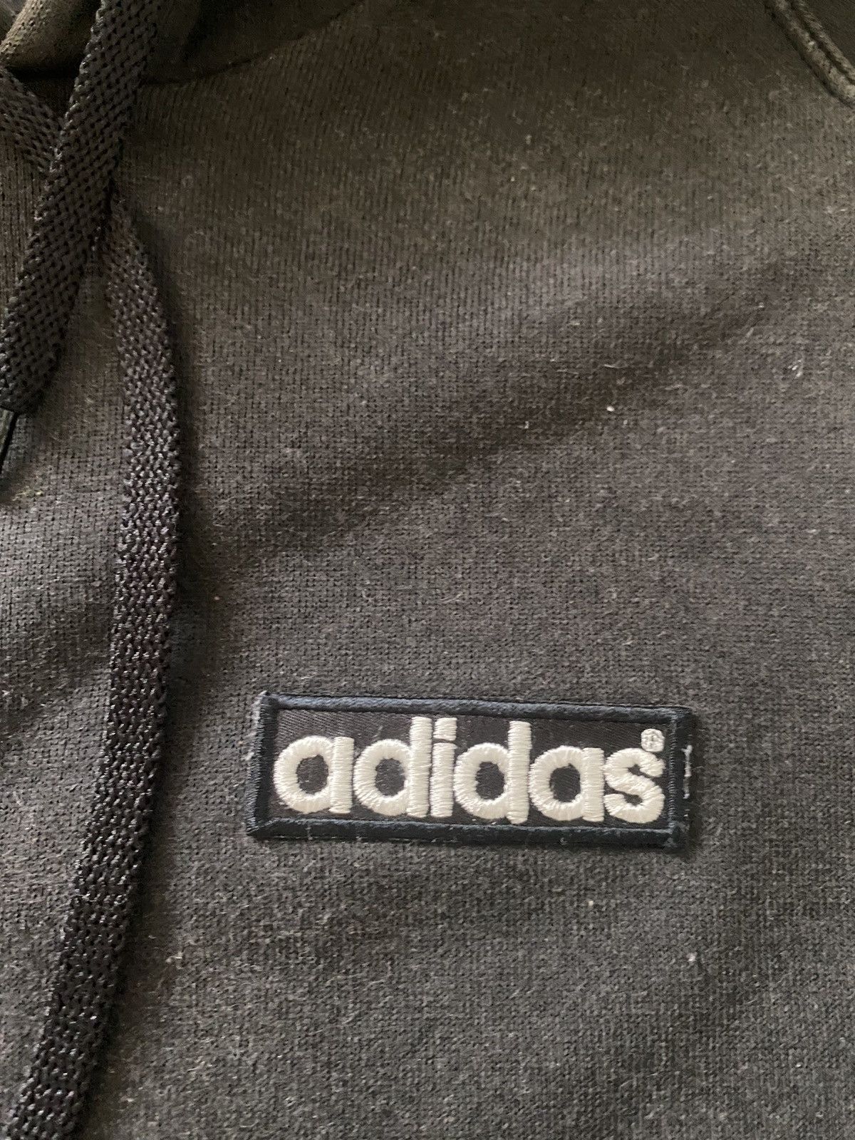 Vintage Vintage 90s Adidas Black Faded Hoodie Usa Size US M / EU 48-50 / 2 - 3 Thumbnail