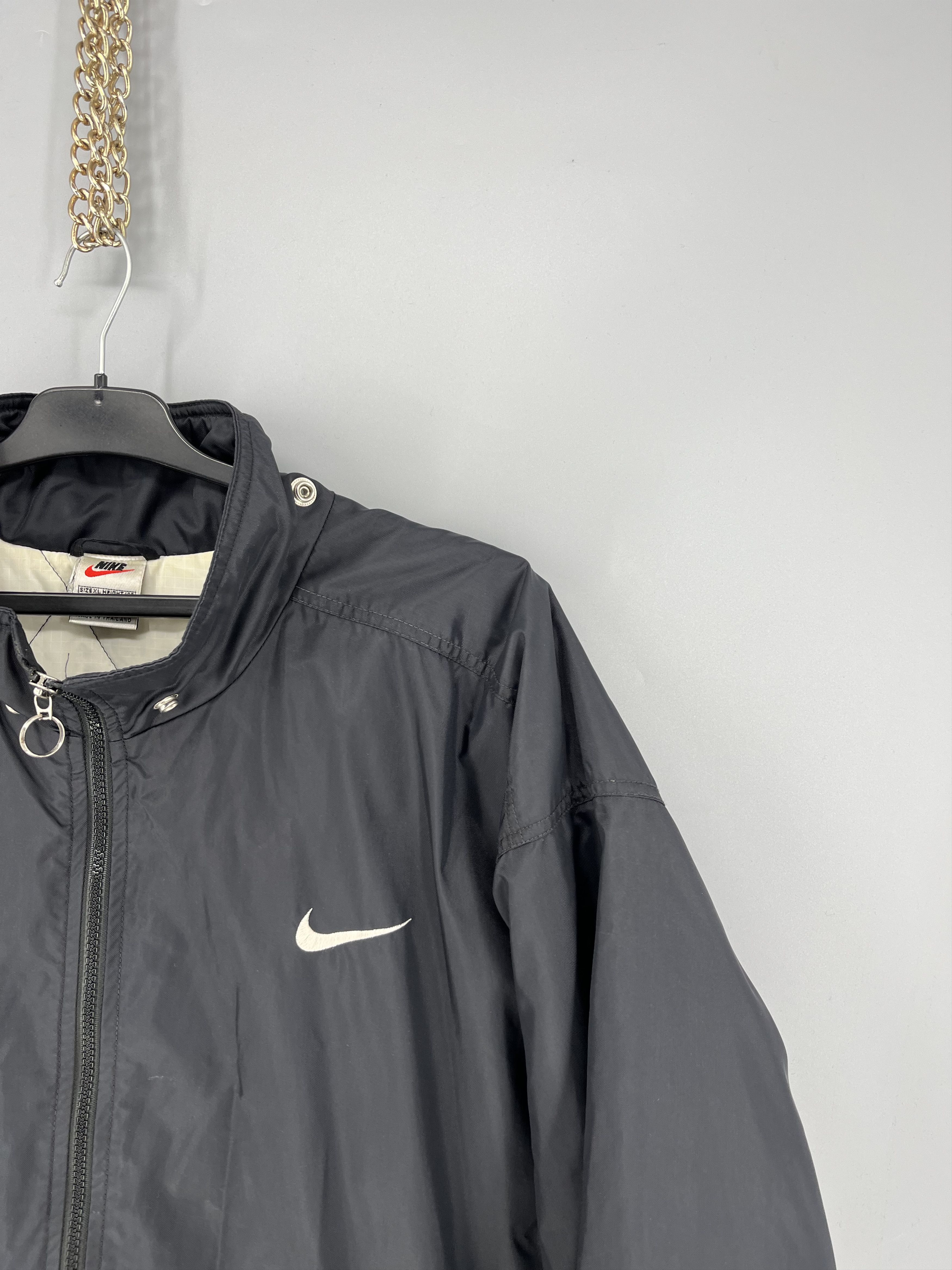 Nike Vintage Nike Zip up Black Jacket Size XL Size US XL / EU 56 / 4 - 4 Thumbnail