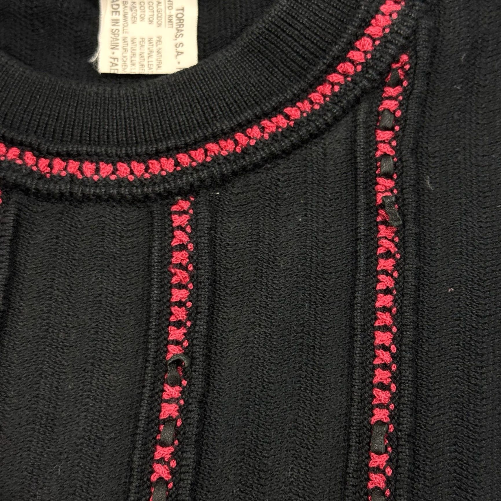 Vintage VINTAGE Mens Torras Spain Textured Knit Sweater Crew Neck Pullover Casual Black Red S Size US S / EU 44-46 / 1 - 4 Thumbnail