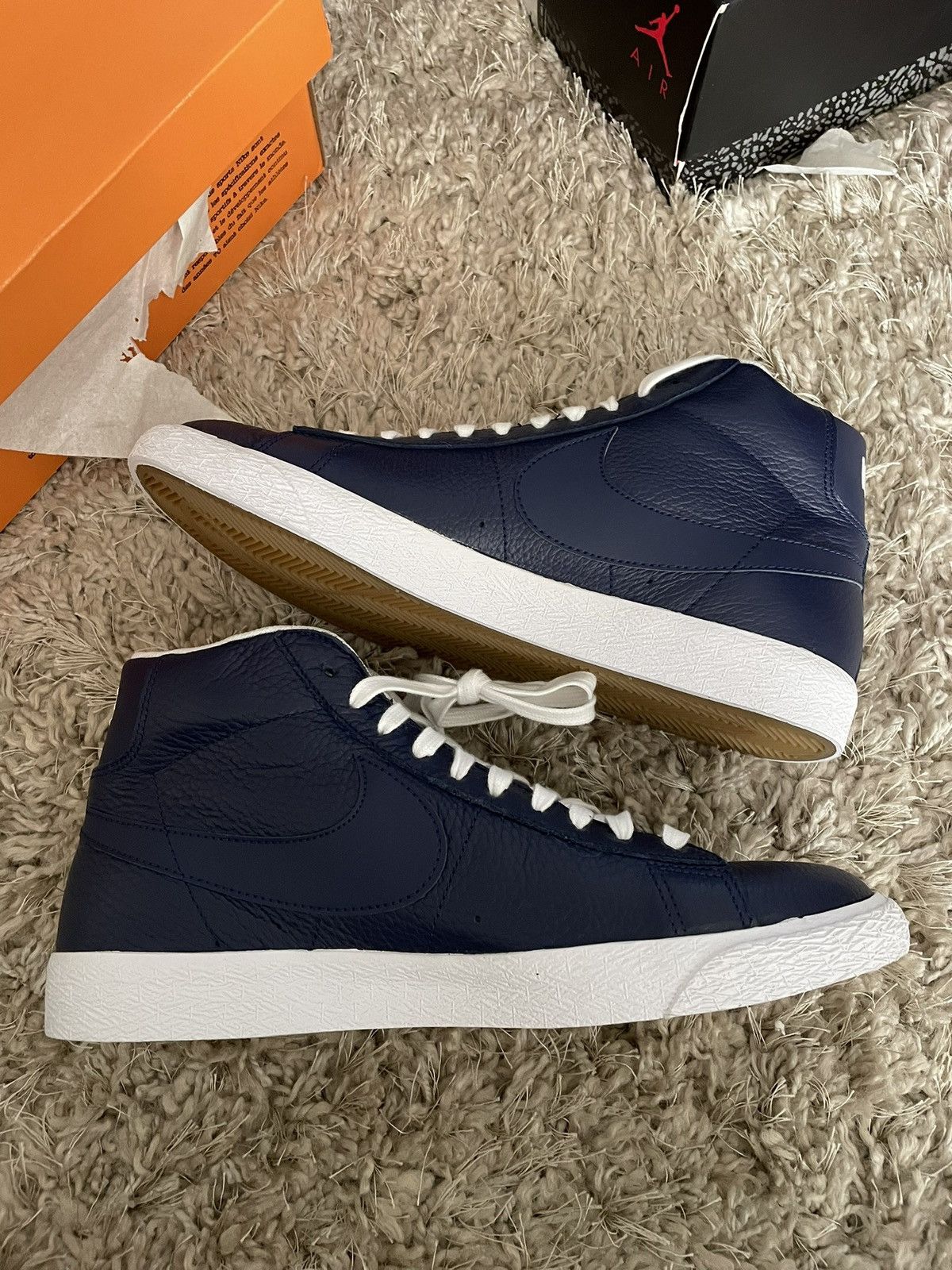 Nike Nike Blazer Mid PRM Size US 9.5 / EU 42-43 - 3 Thumbnail