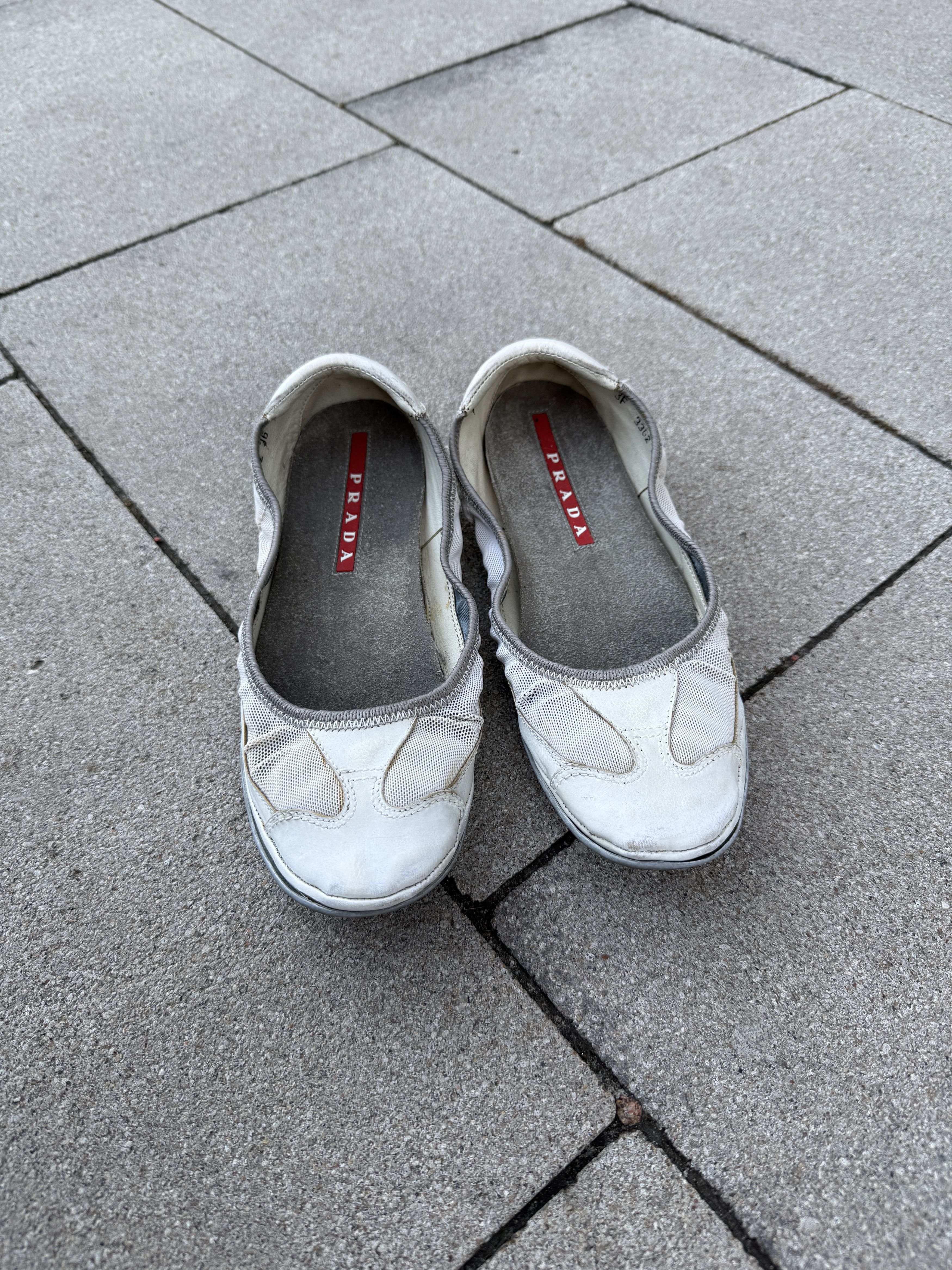 Prada Vintage 90s Prada Ballet Flats Slip on 3f3362 Size 36 Size US 6 / IT 36 - 2 Thumbnail