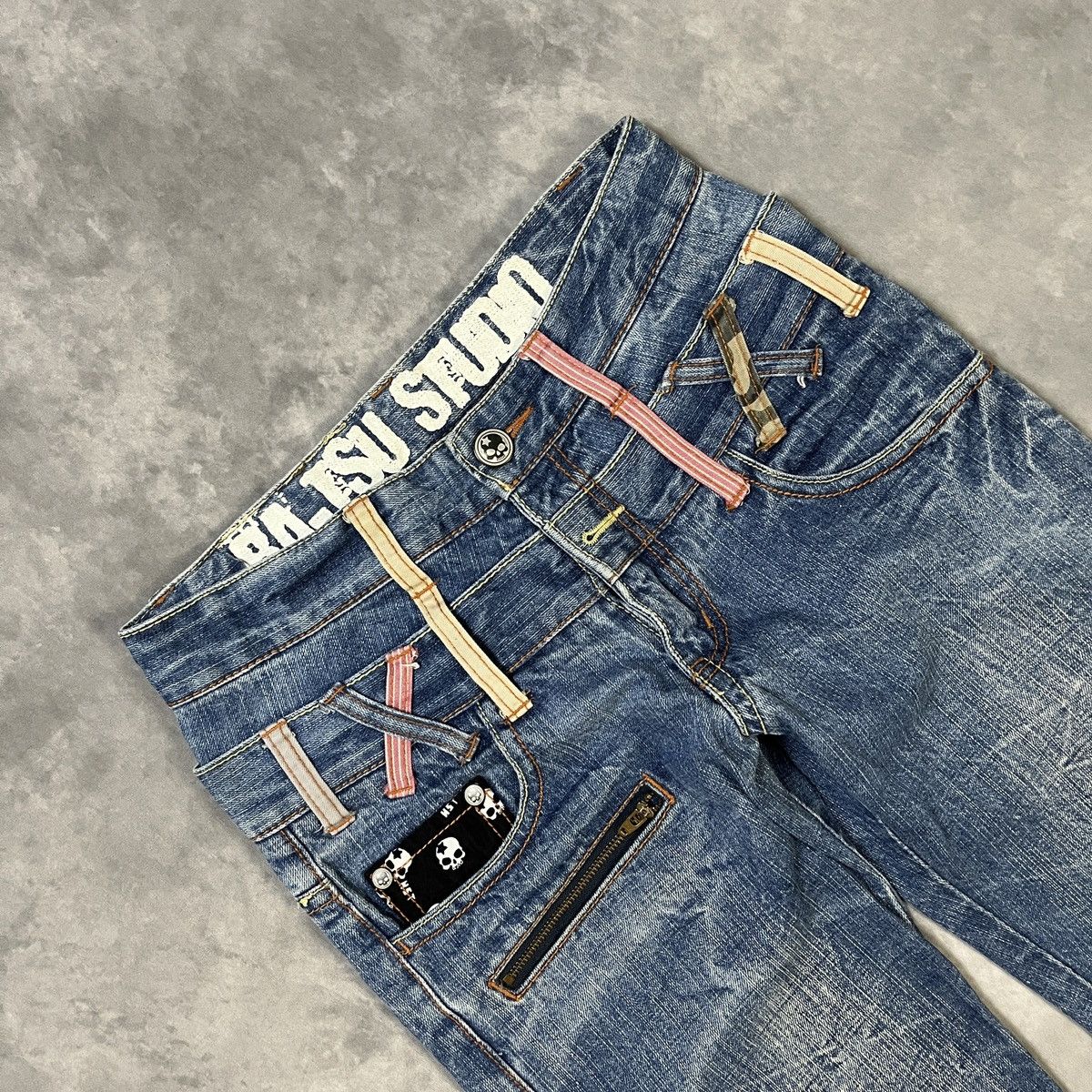 Japanese Brand BA-TSU STUDIO - JEANS MULTI BELT LOOP SKULL ART ARCHIVE Y2K Size US 27 - 3 Thumbnail