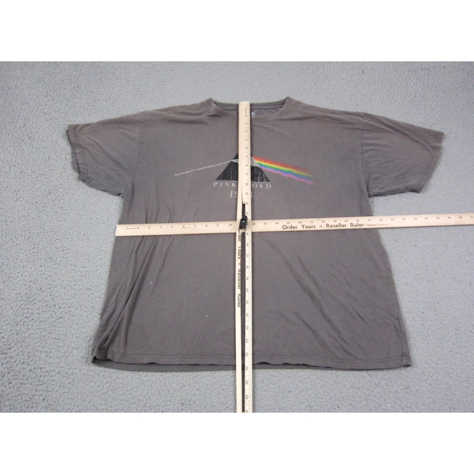 Vintage Pink Floyd Shirt Mens XL Gray The Dark Side of the Moon Y2K Vintage 9001 Size US XL / EU 56 / 4 - 6 Thumbnail