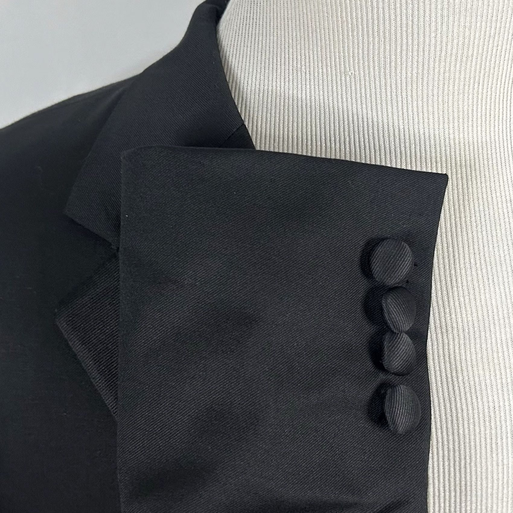 Joseph Abboud Joseph Abboud Tuxedo 50R Flat Front Black REDA Wool Two Button Vented Two-Piece Suit Mens Size 50R - 6 Thumbnail