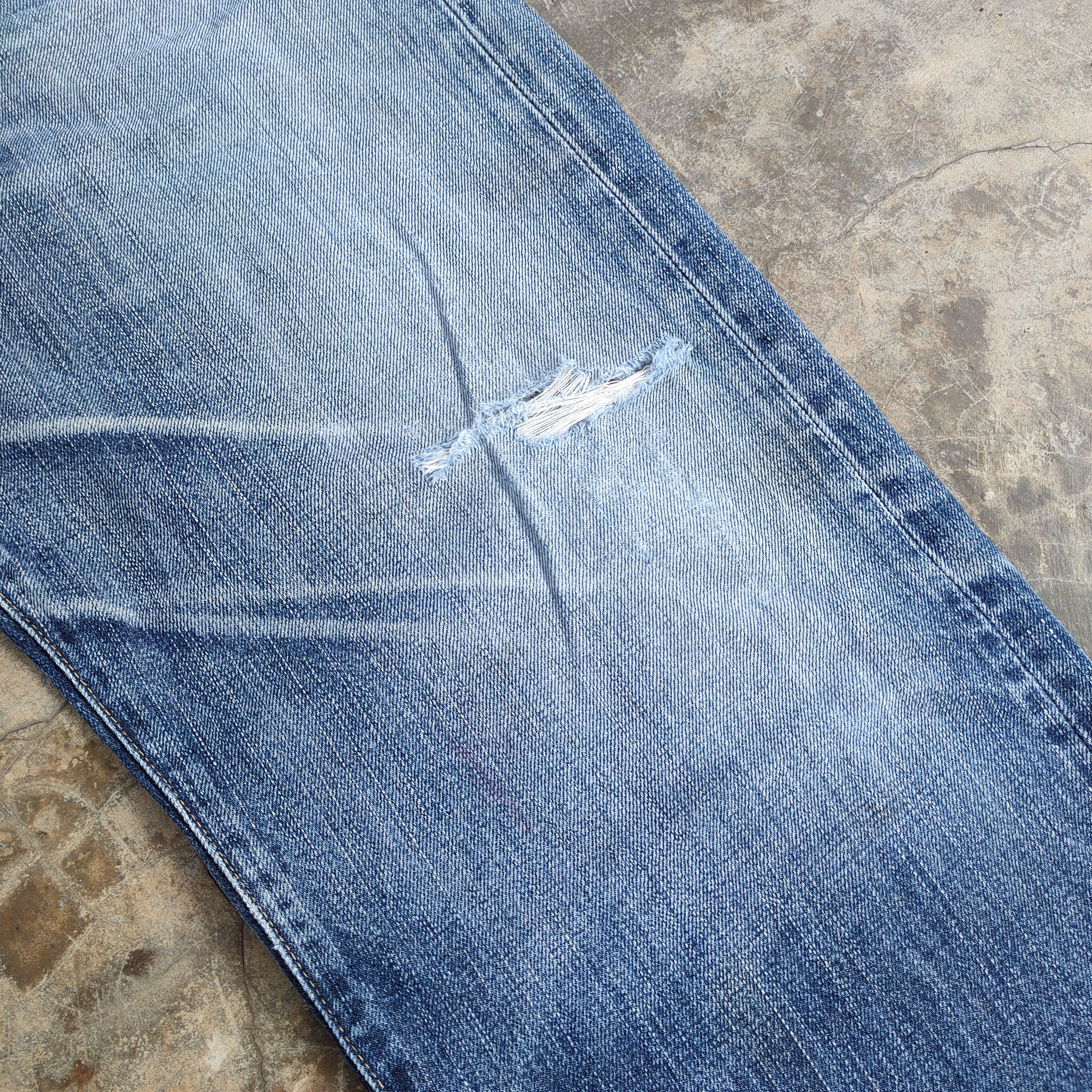 Levi's Vintage Clothing VINTAGE LEVI'S 510 FADED DISTRESSED JEANS DENIM PANTS Size US 36 / EU 52 - 7 Thumbnail