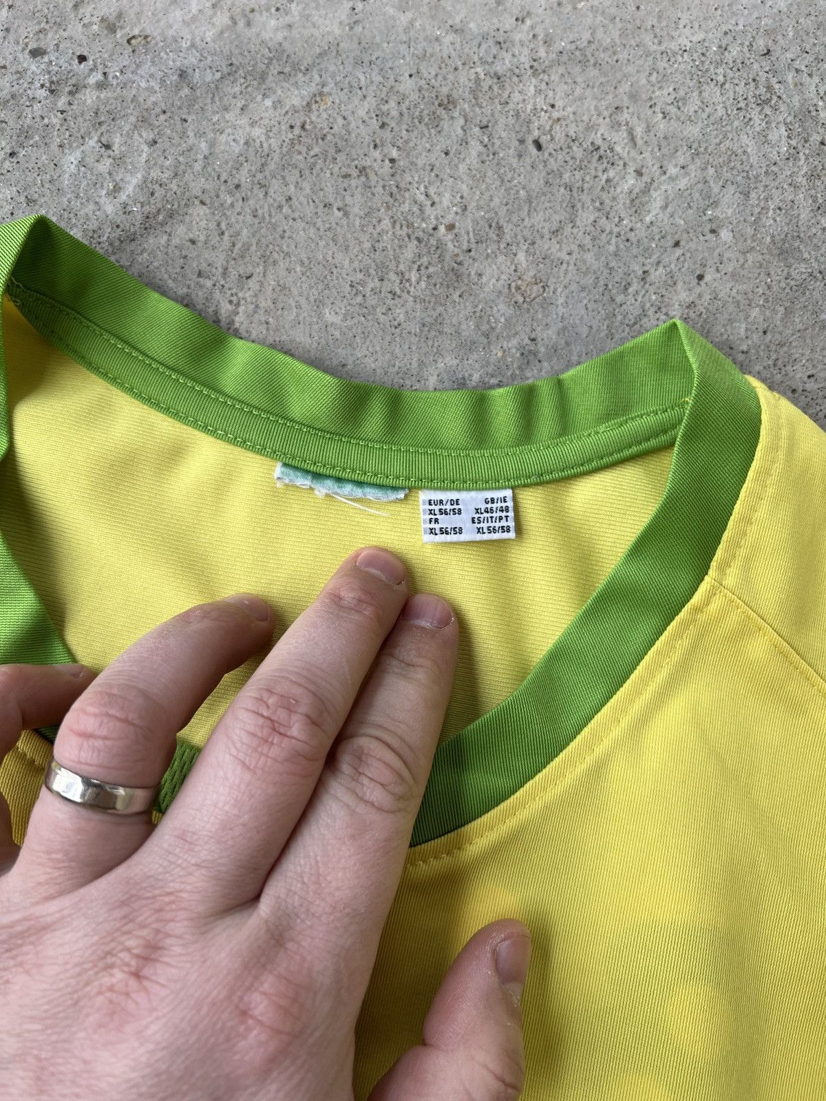 Other Brasil FIFA World Cup 2014 Football Jersey Size US XL / EU 56 / 4 - 4 Thumbnail