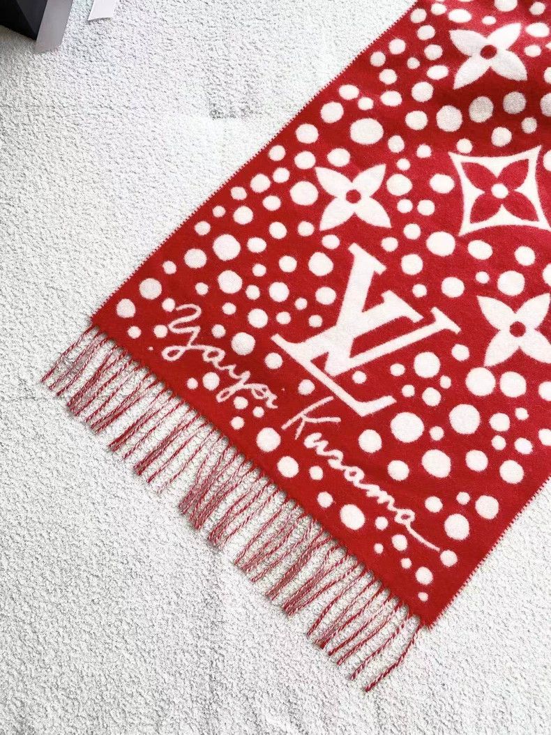 Louis Vuitton Louis Vuitton Cashmere Red and White Kusama Cashmere Scarf Size ONE SIZE - 6 Thumbnail