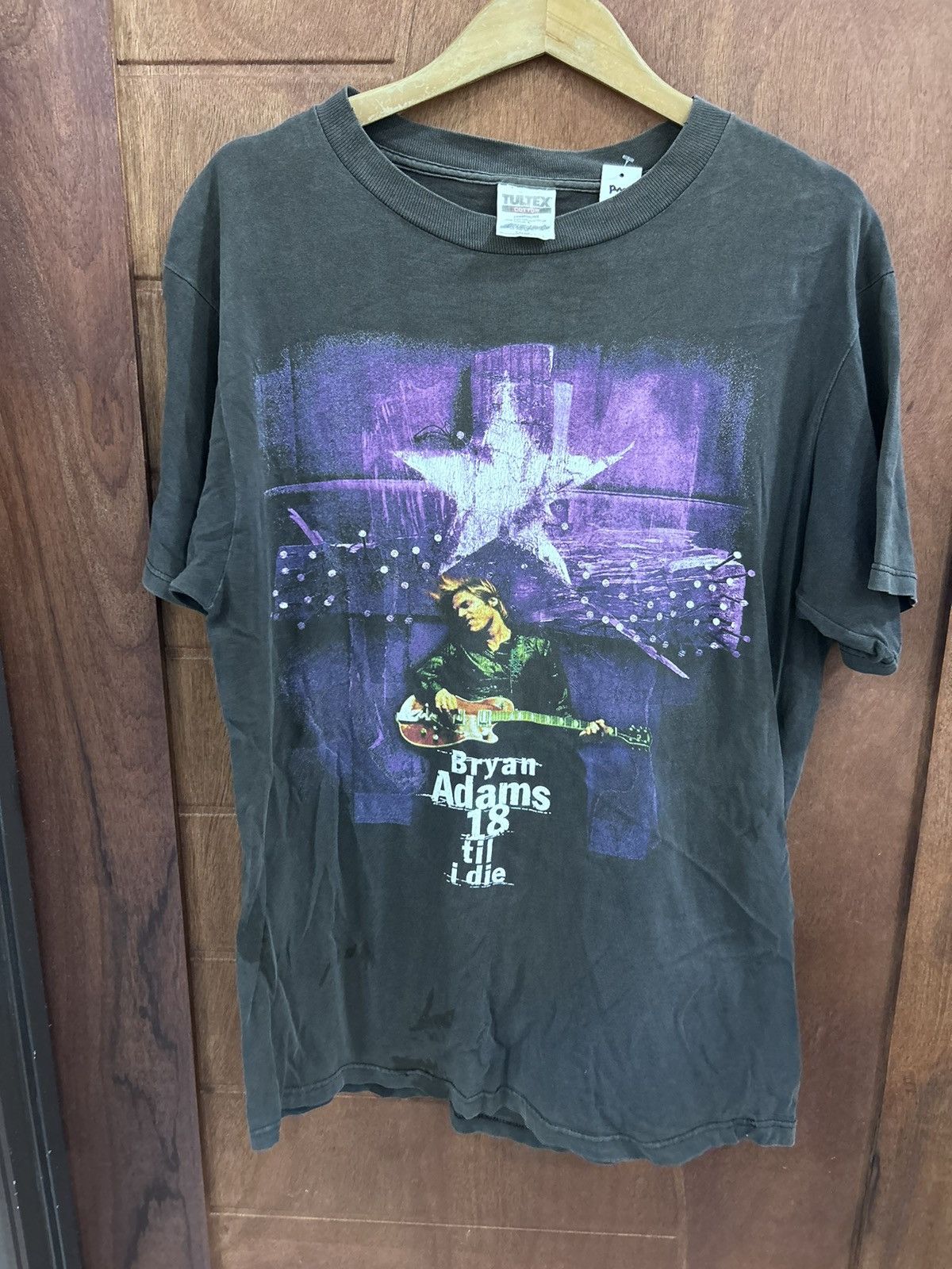 Band Tees Vintage Bryan Adam 18 til i die tour 1997 Size US L / EU 52-54 / 3 - 1 Thumbnail
